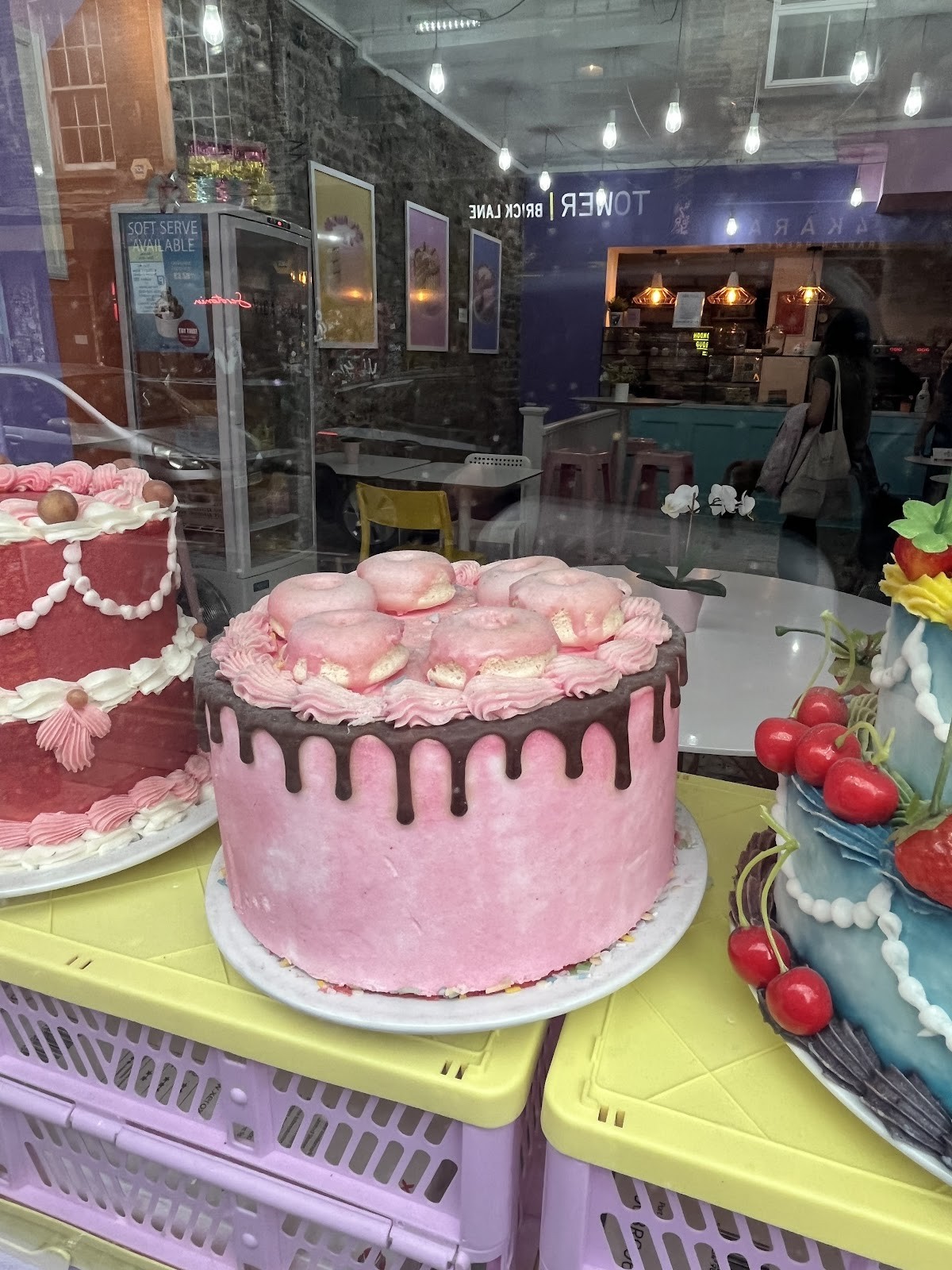 VIDA Bakery: food & drinks