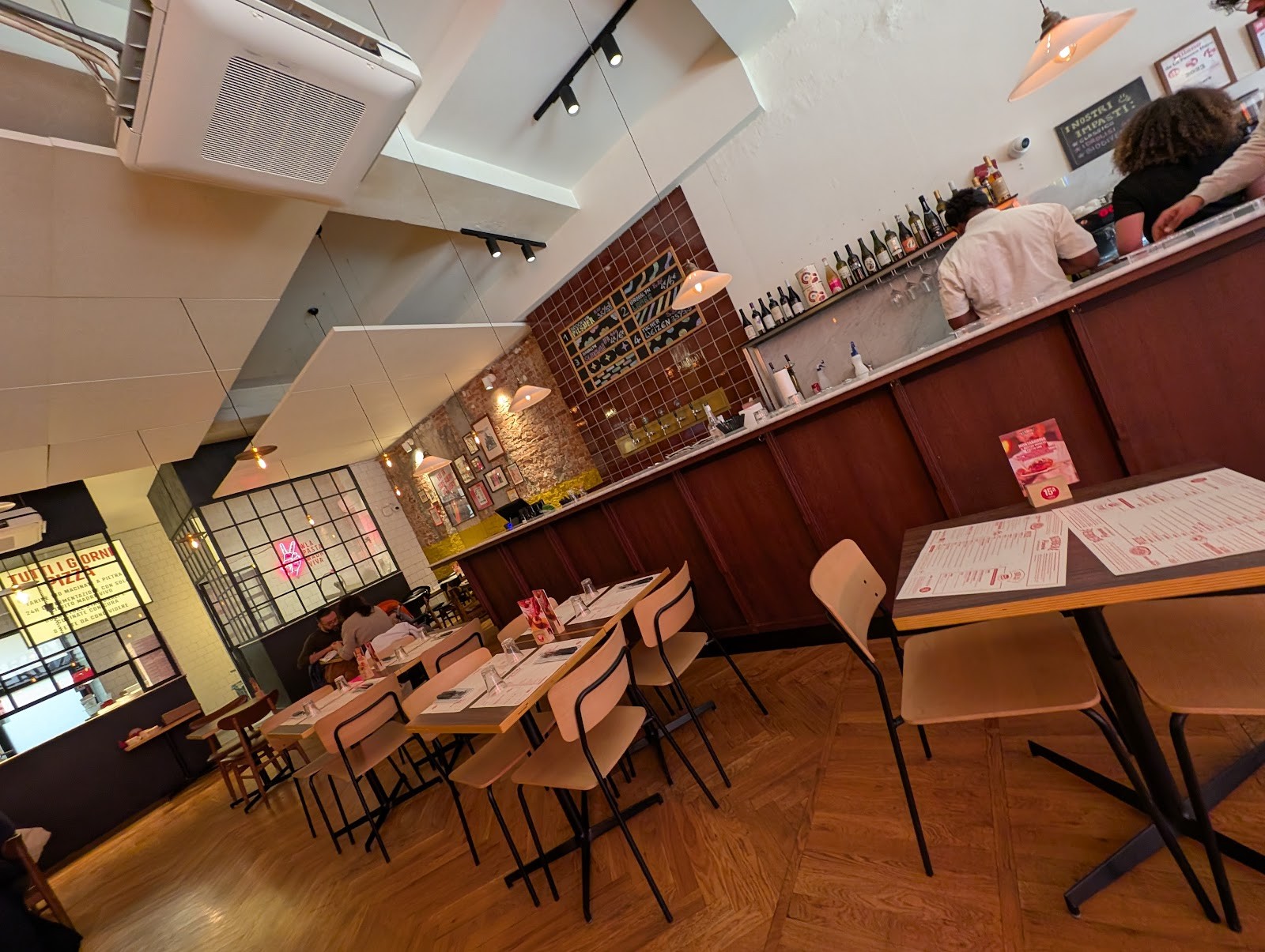 Berberè Pizzeria Colonne: the place