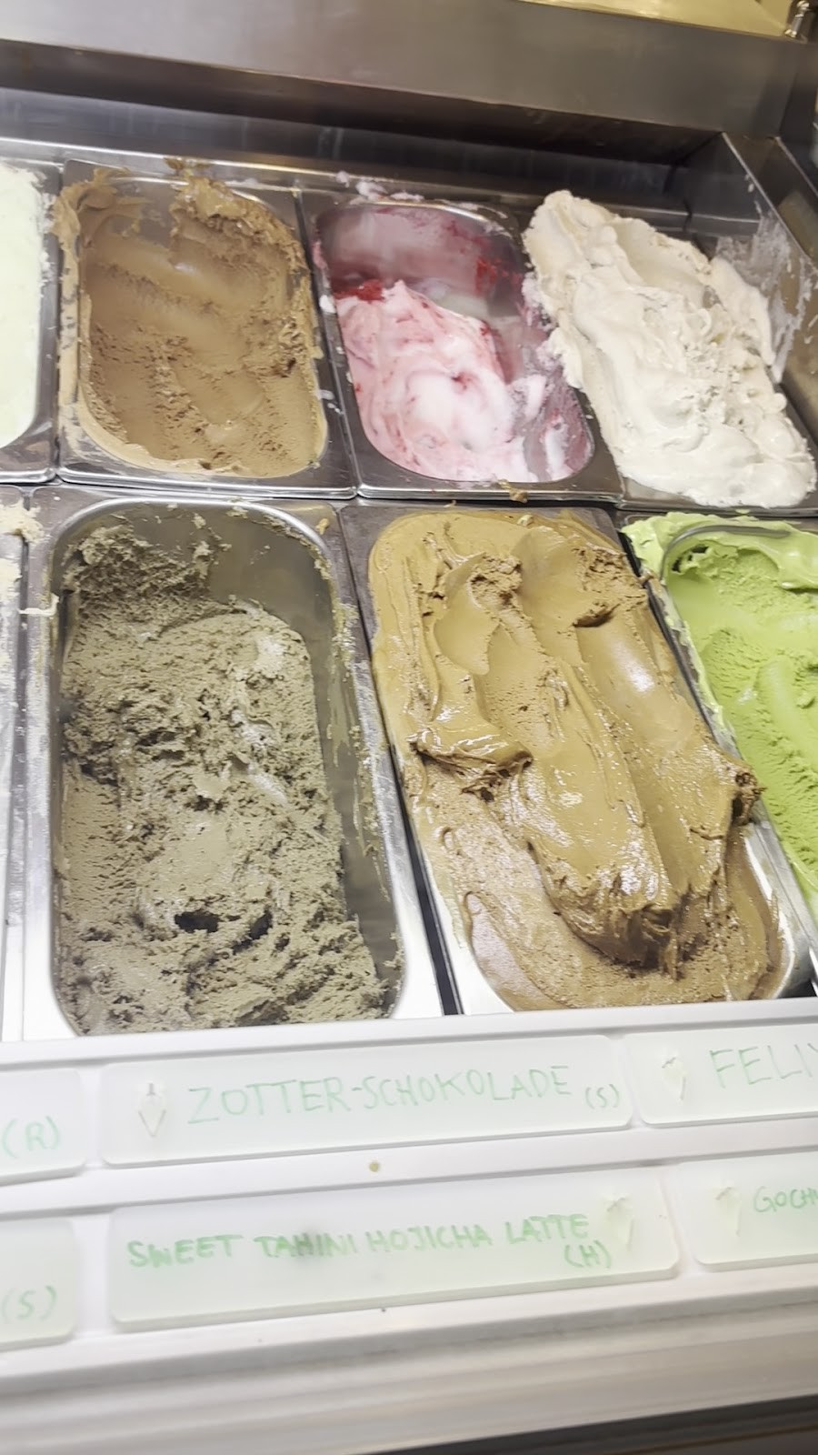 Veganista Ice Cream: food & drinks