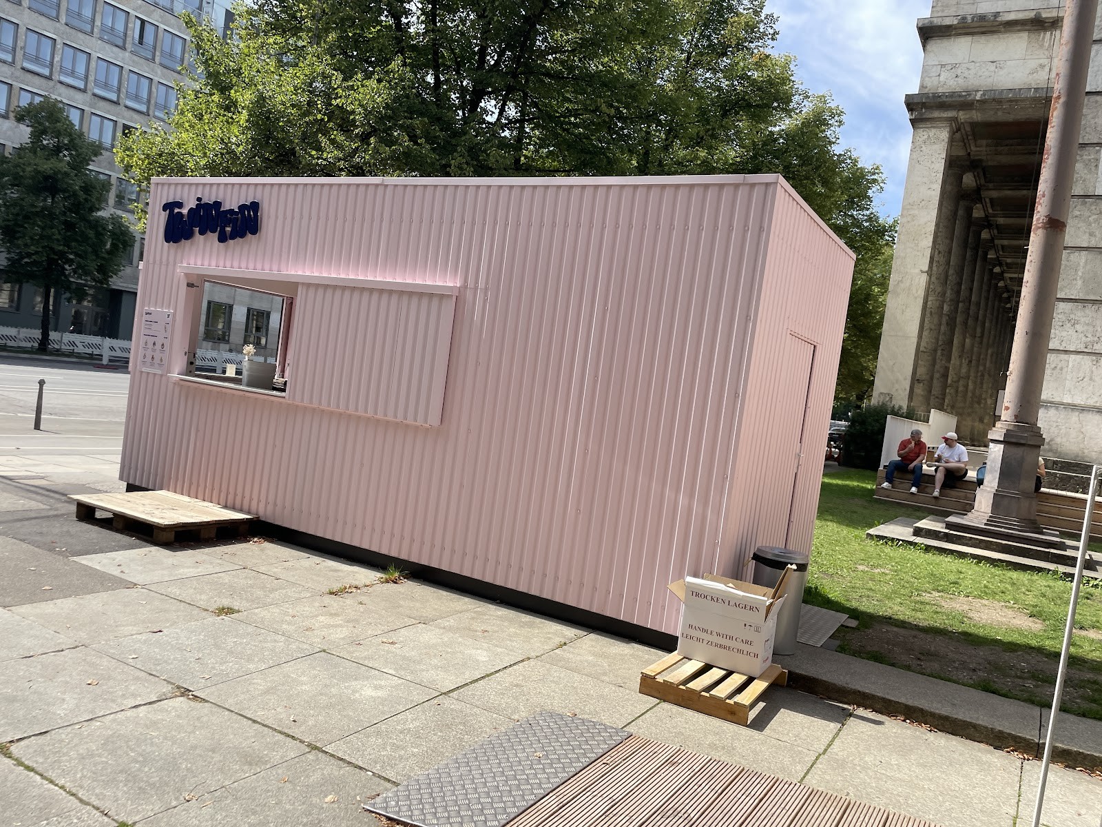 TwinFin Icecream: the place