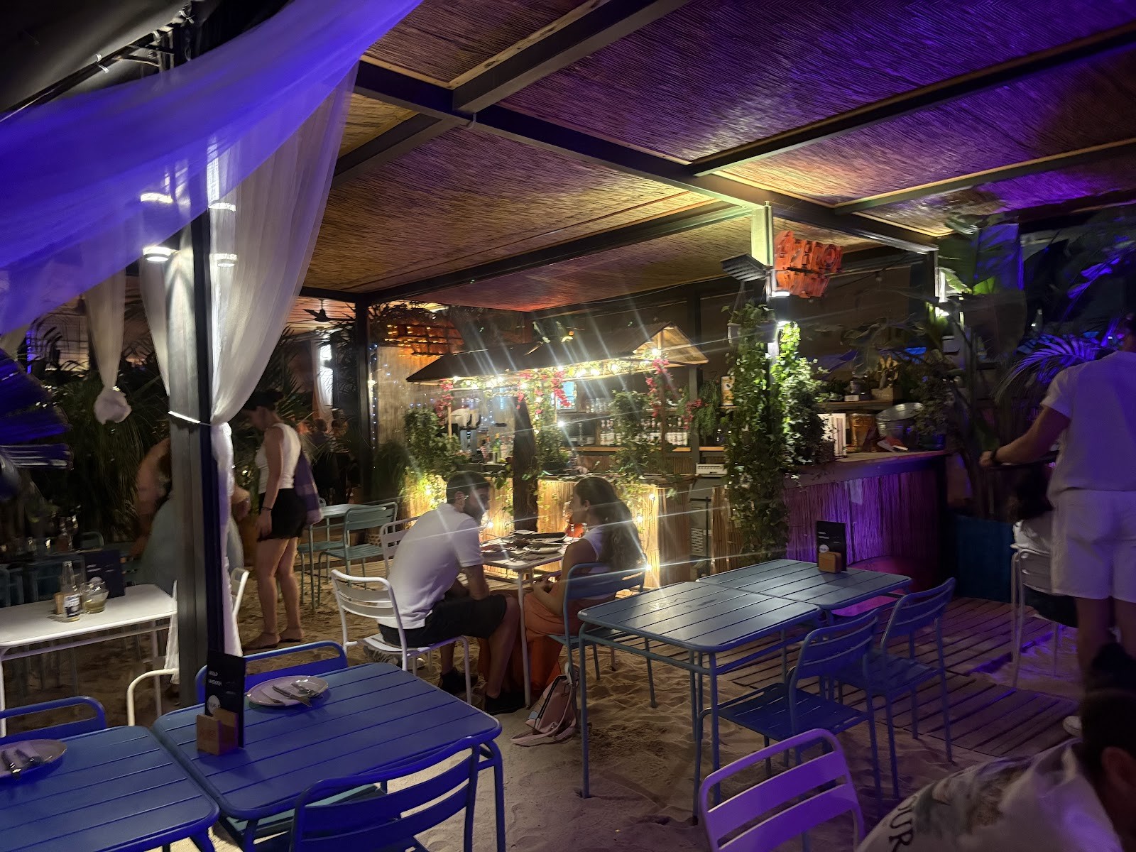 Café del Rey: the place