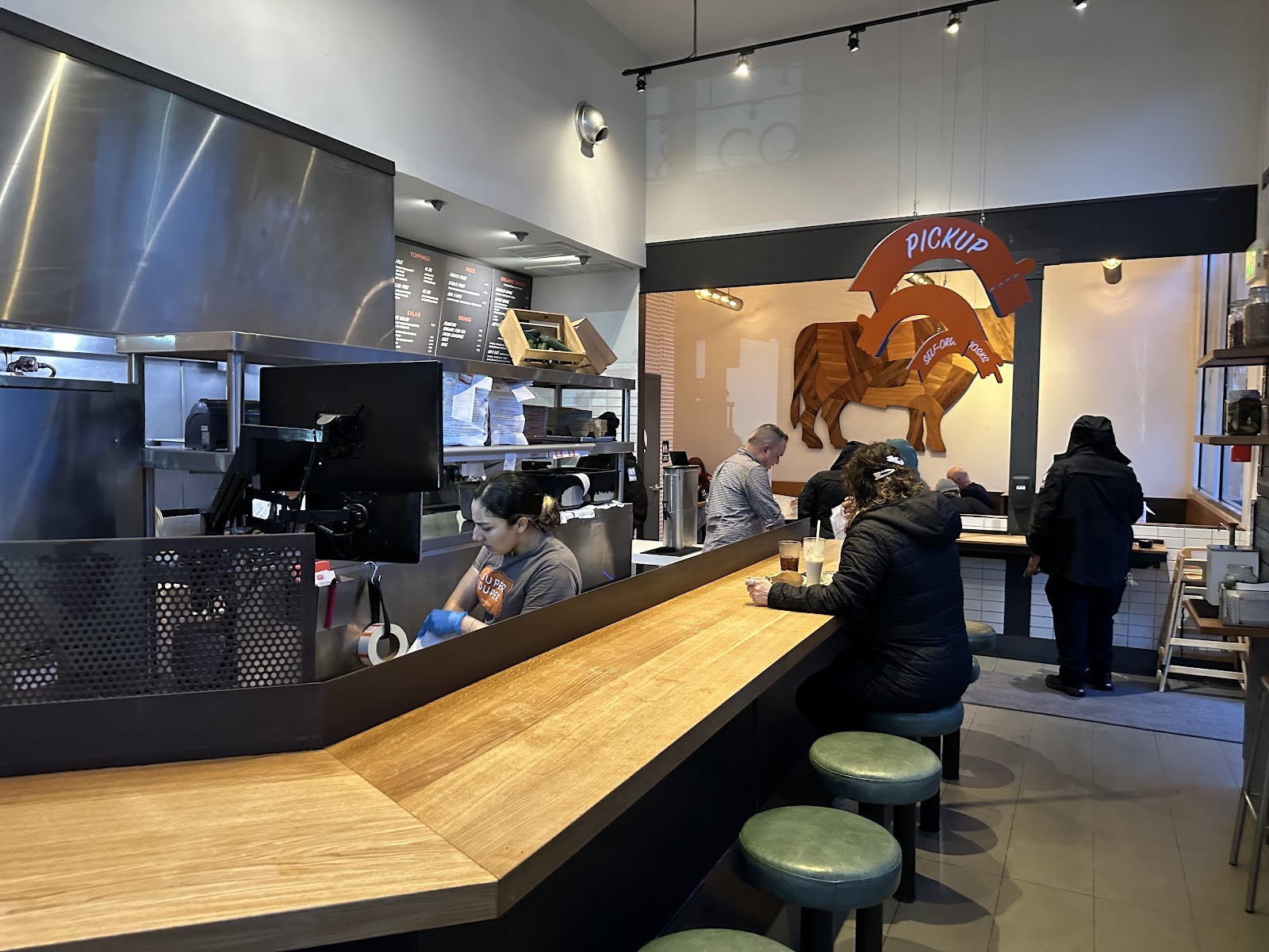 Super Duper Burgers: the place