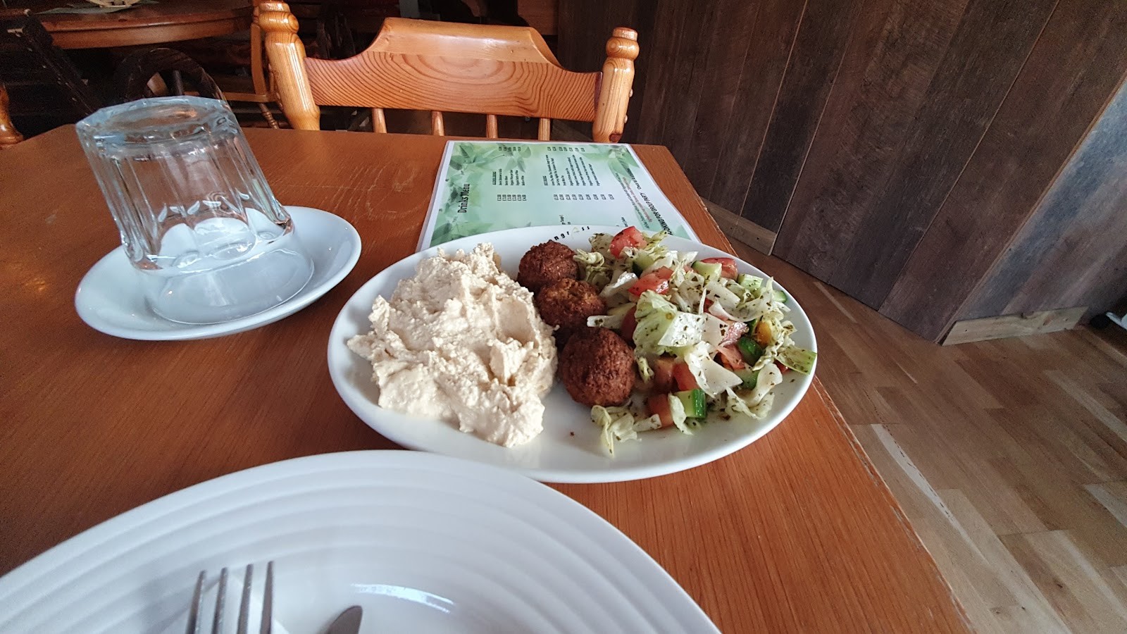 Keren View: food & drinks