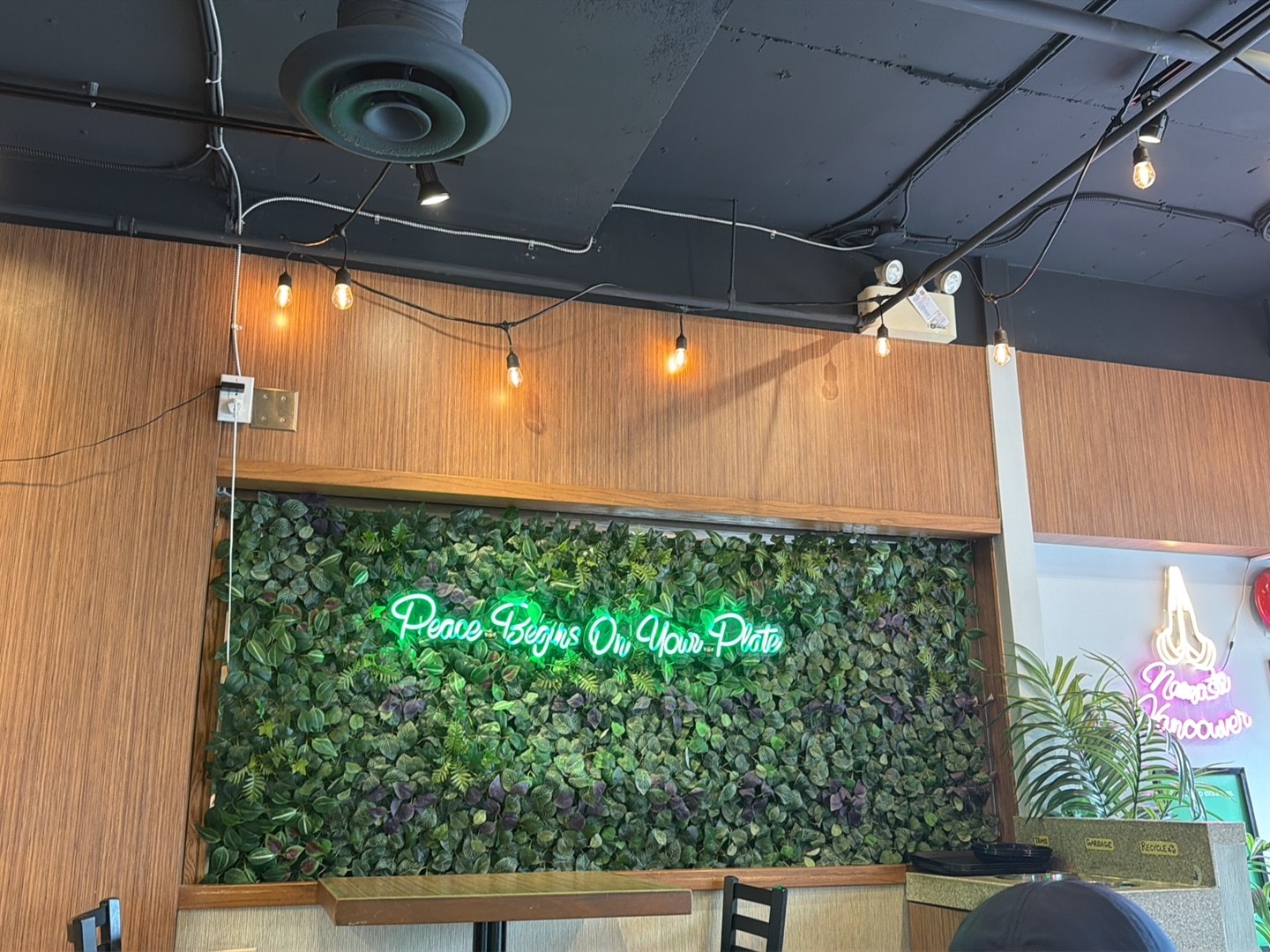 Tera V Burger: the place
