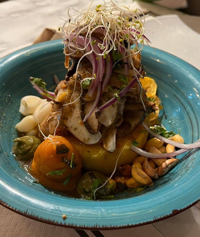 Los Andenes Puerta de Toledo: food & drinks