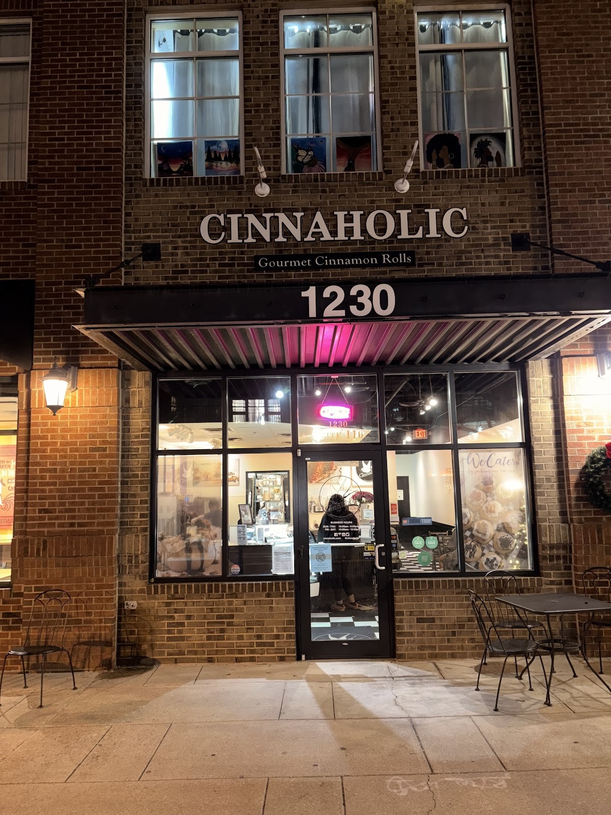 Cinnaholic: the place