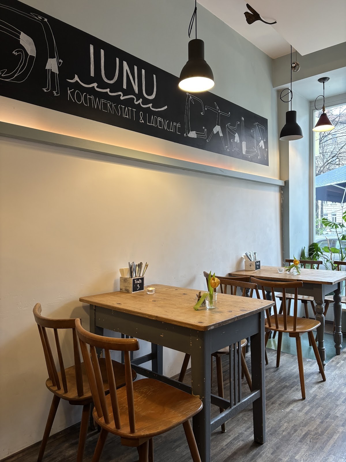 IUNU Kochwerkstatt und Ladencafé: the place