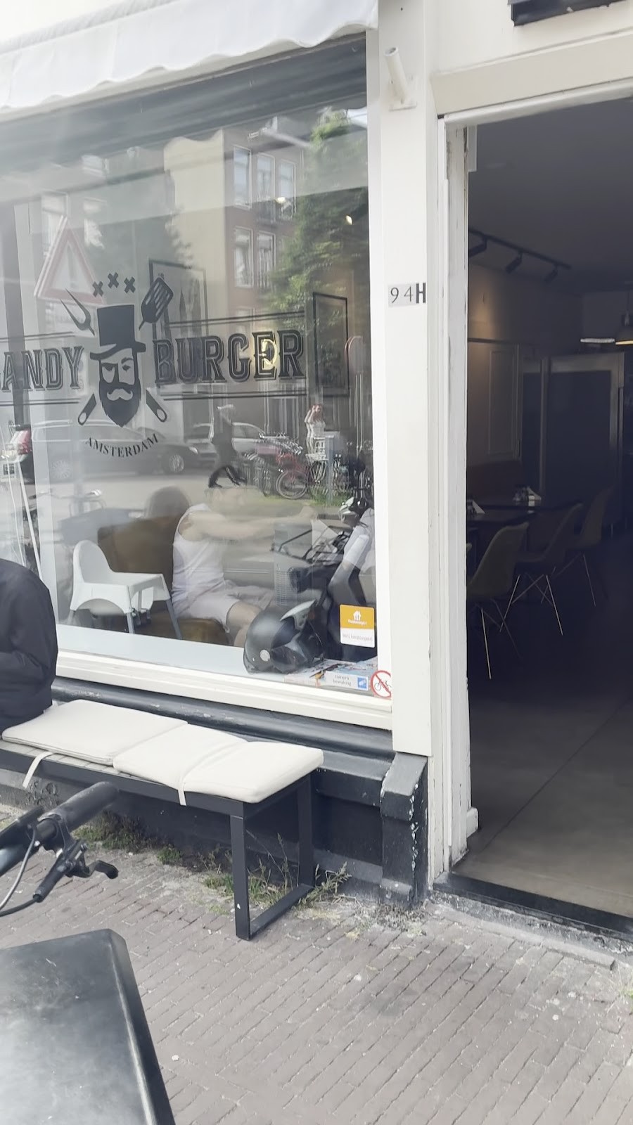 Dandy Burger: the place