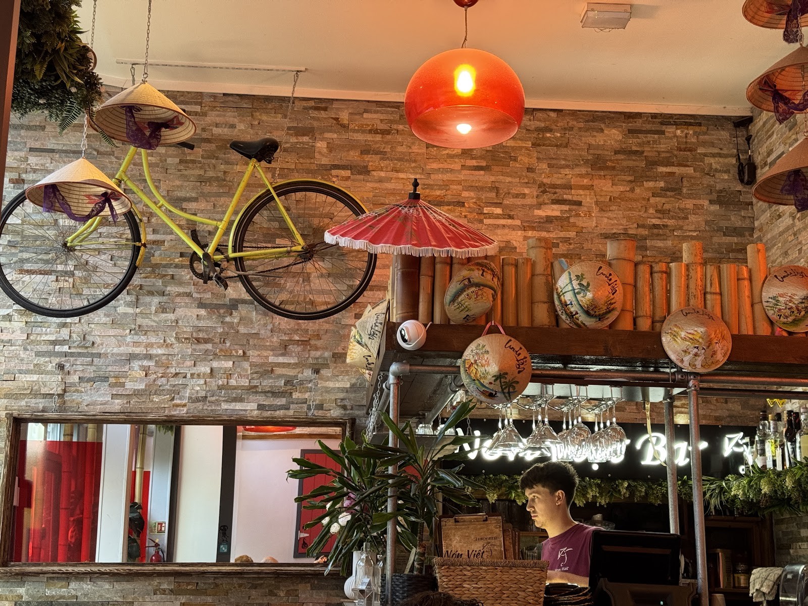 Non Viet: the place