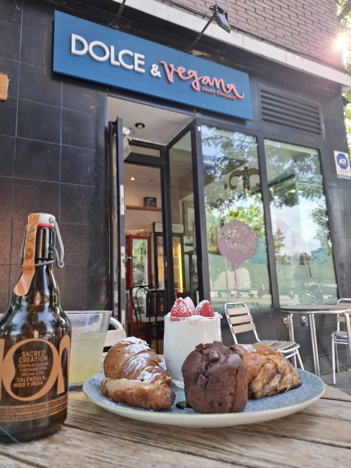 Dolce&Vegana Enjoy Ethically: the place