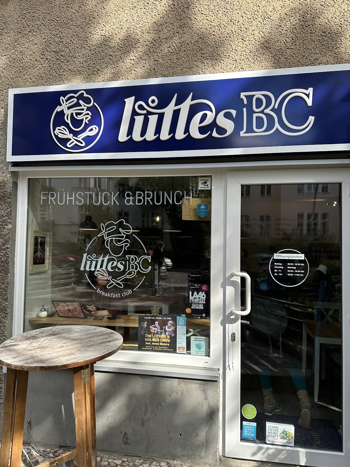 Lüttes BC - Breakfast Club: the place