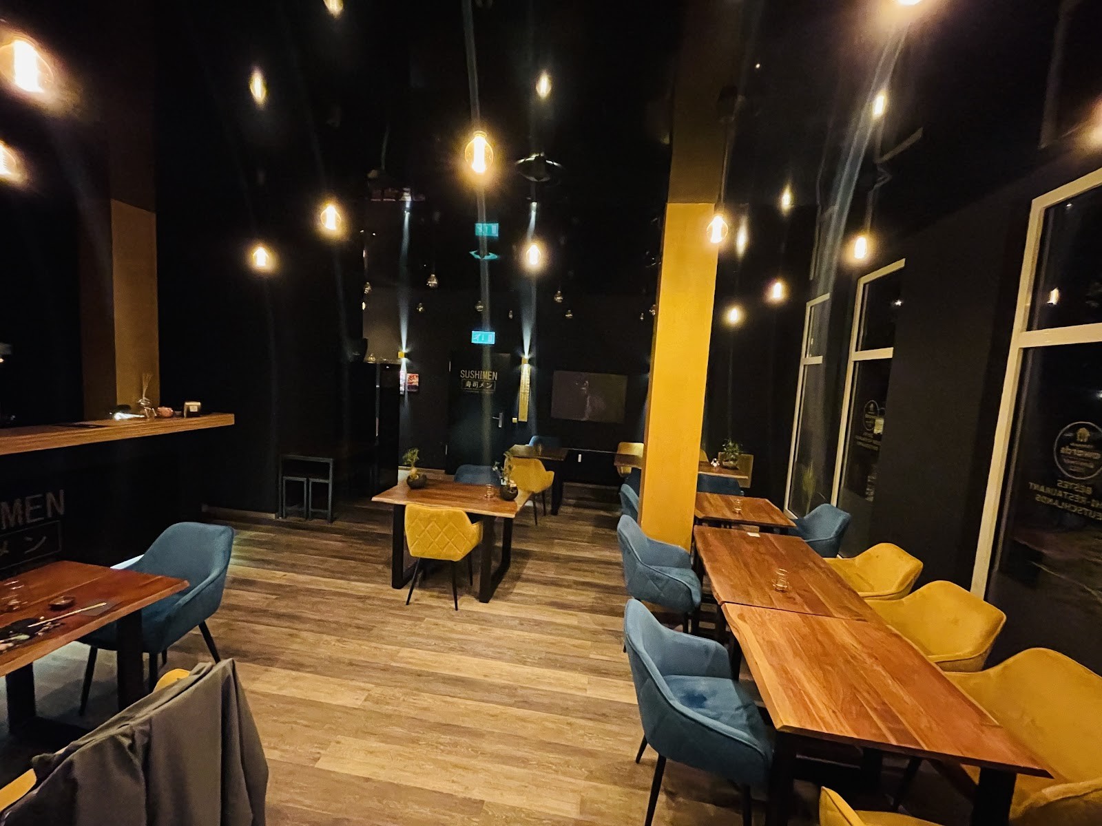 SUSHIMEN: the place