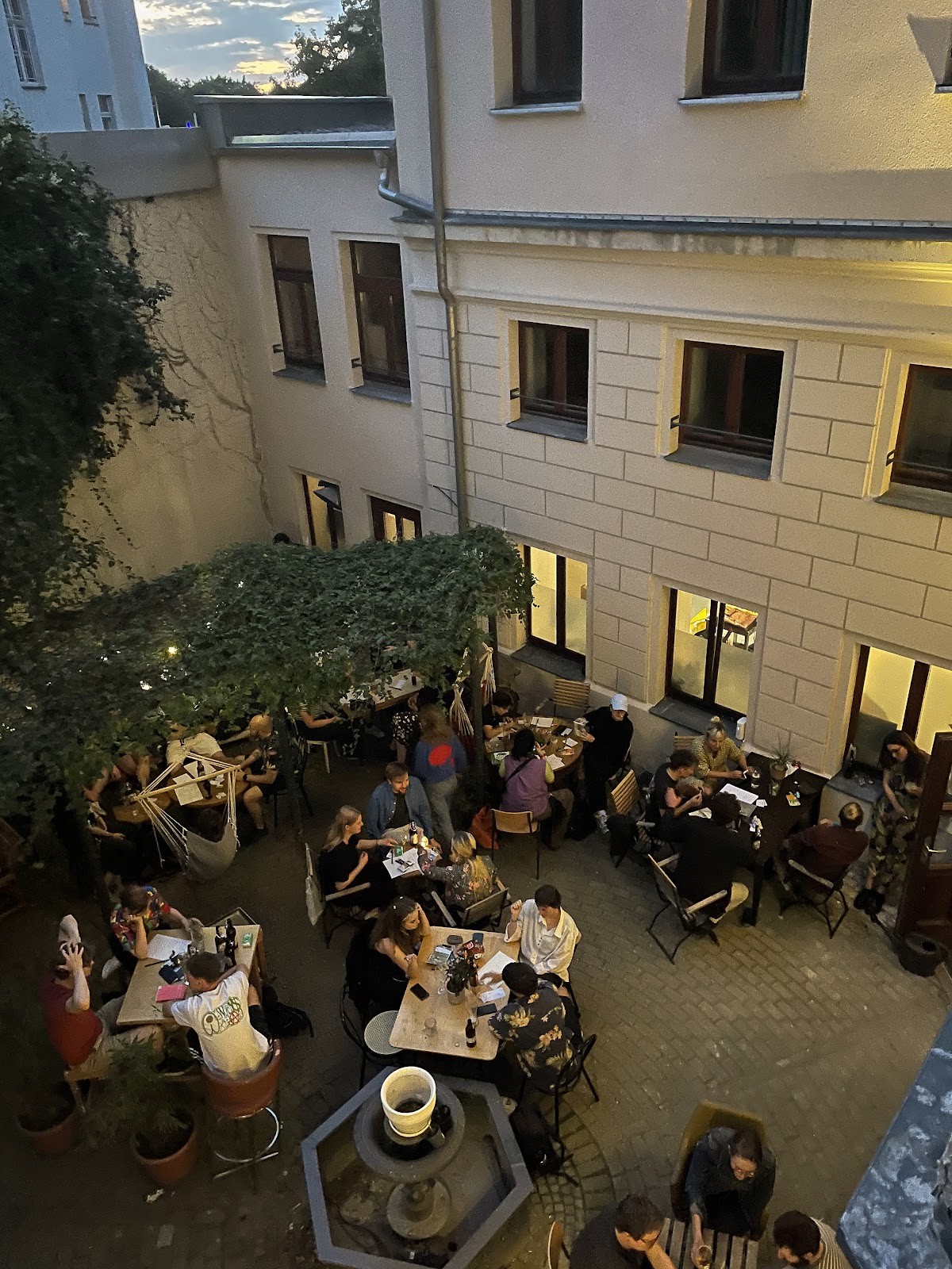 Drei der Münze - Café • Bar • Bistro: the place