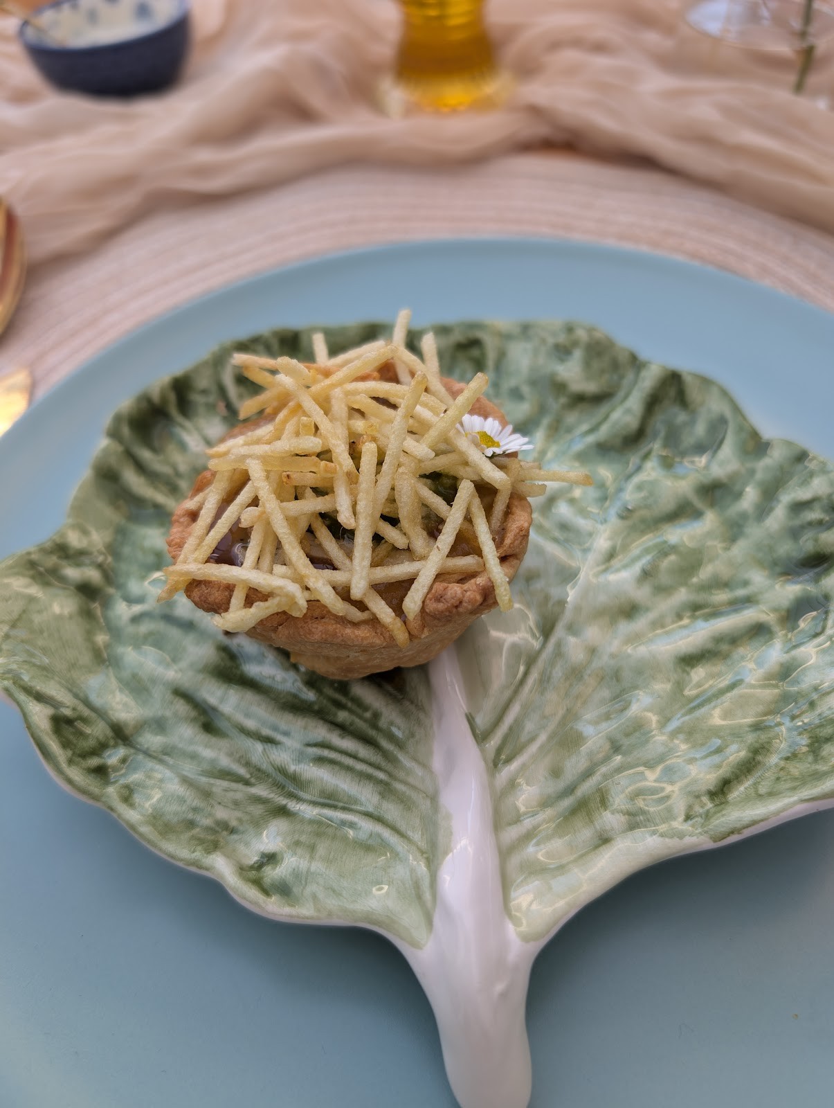 Lettuce Sustain - 100% plant-based supper club: food & drinks
