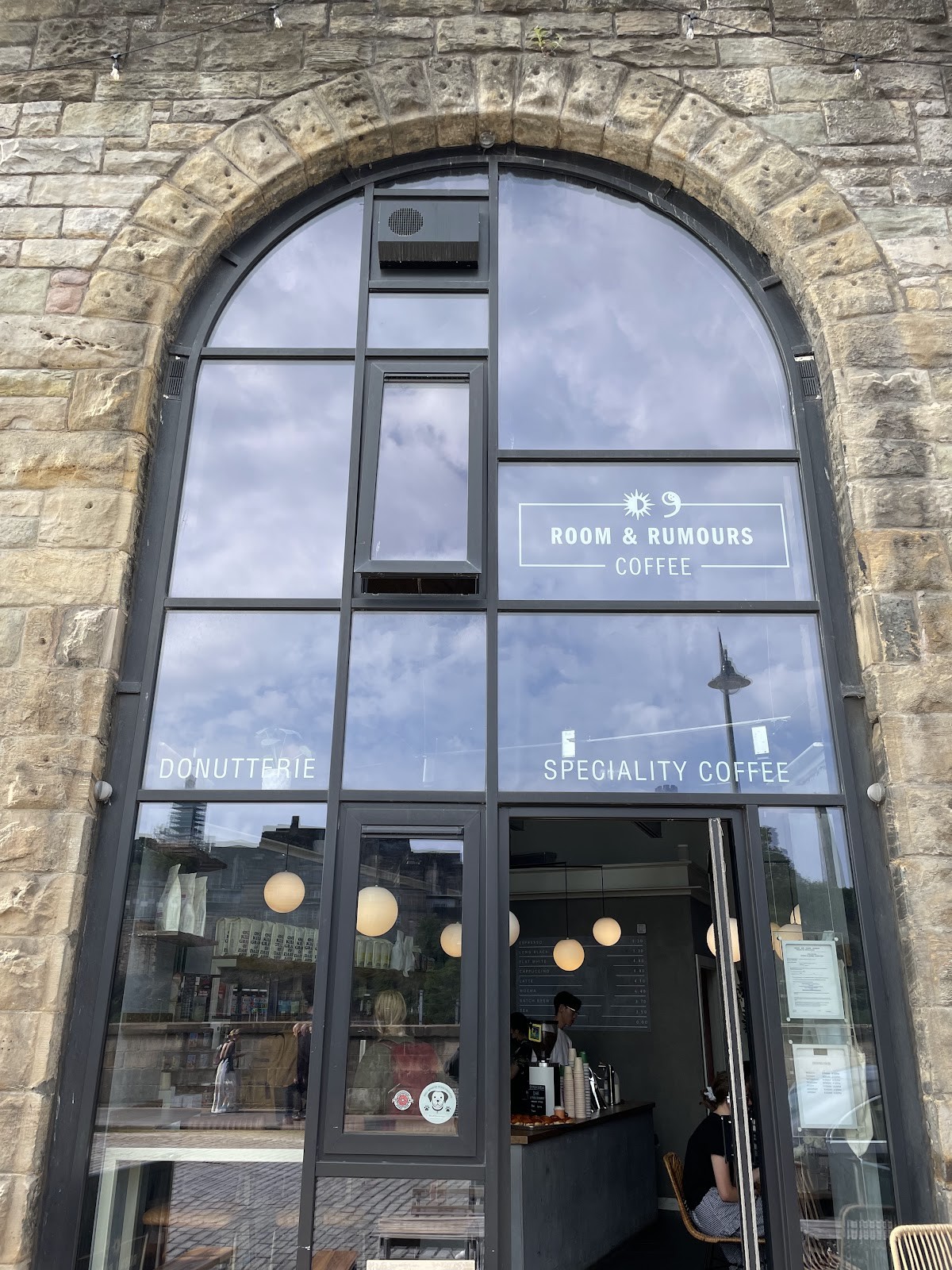 Room & Rumours Coffee: the place