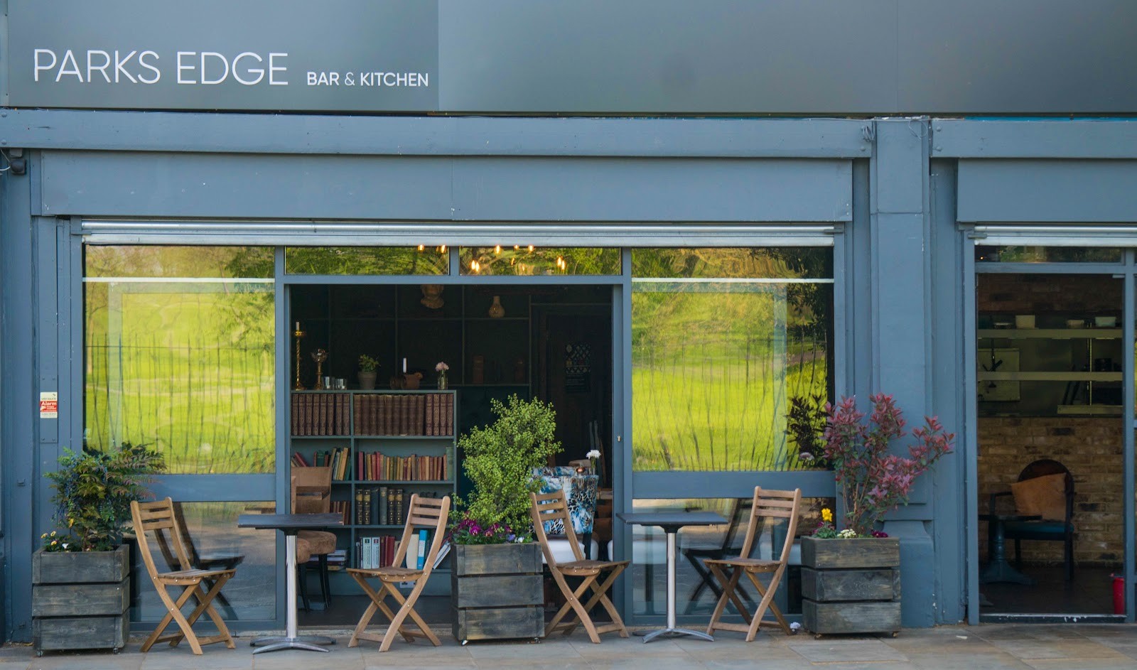 Park's Edge Bar and Kitchen: the place