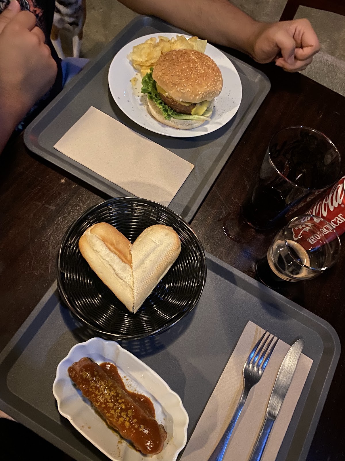 SMUTJES: food & drinks
