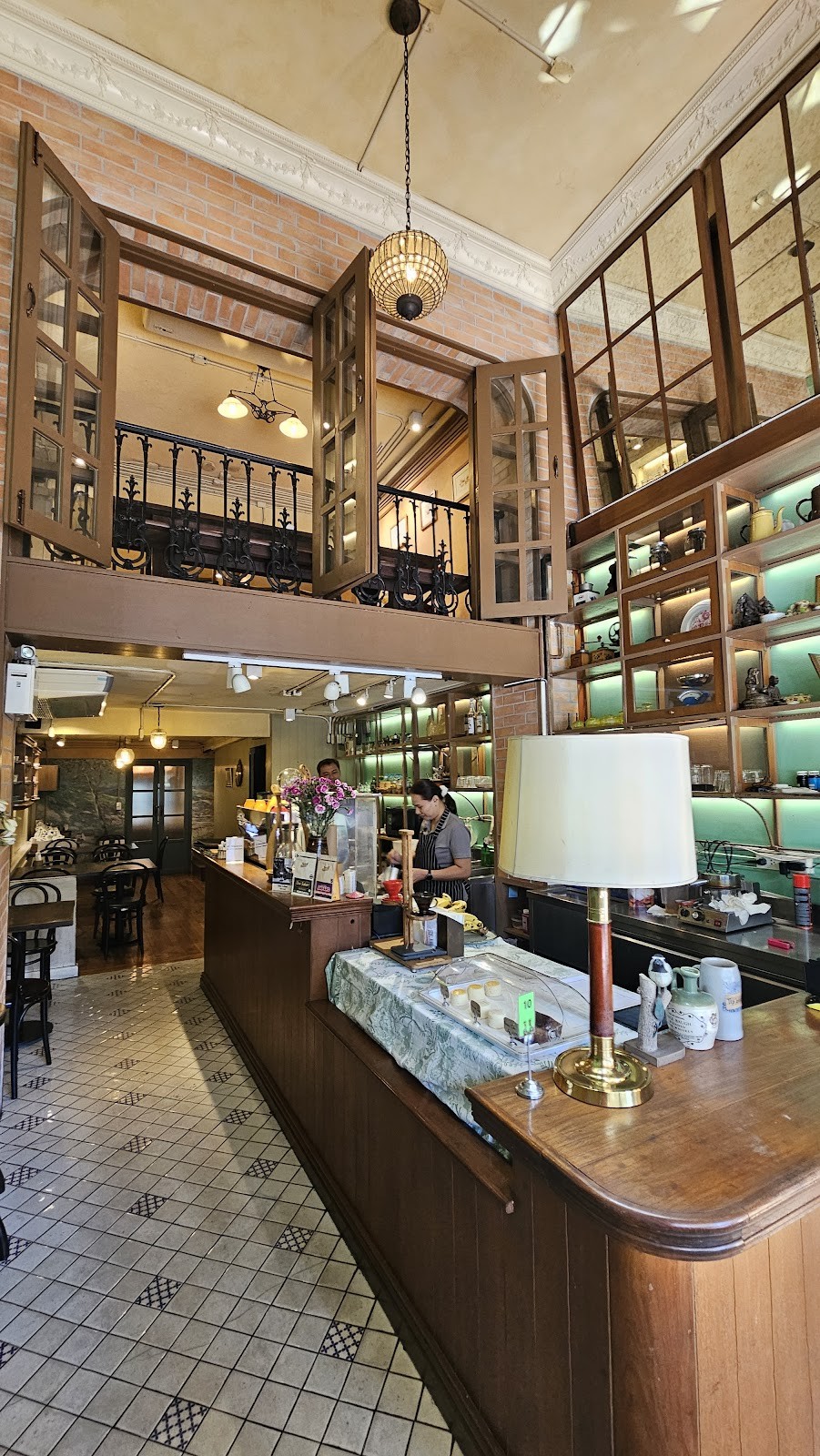 Tiny Cup Cafe: the place