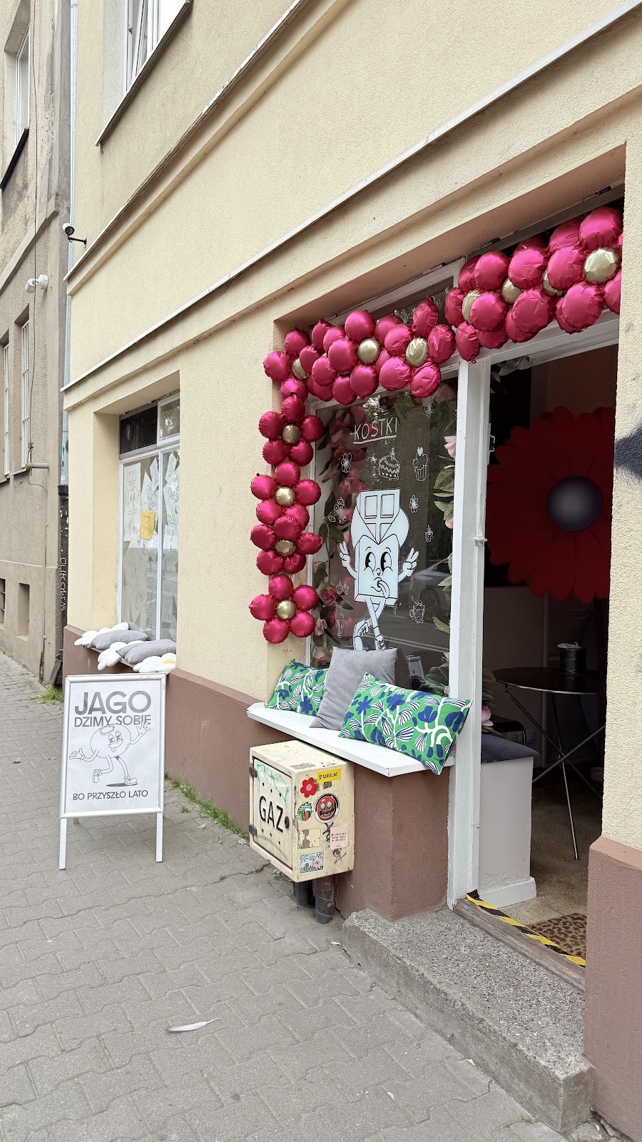 Cukiernia Kostki: the place