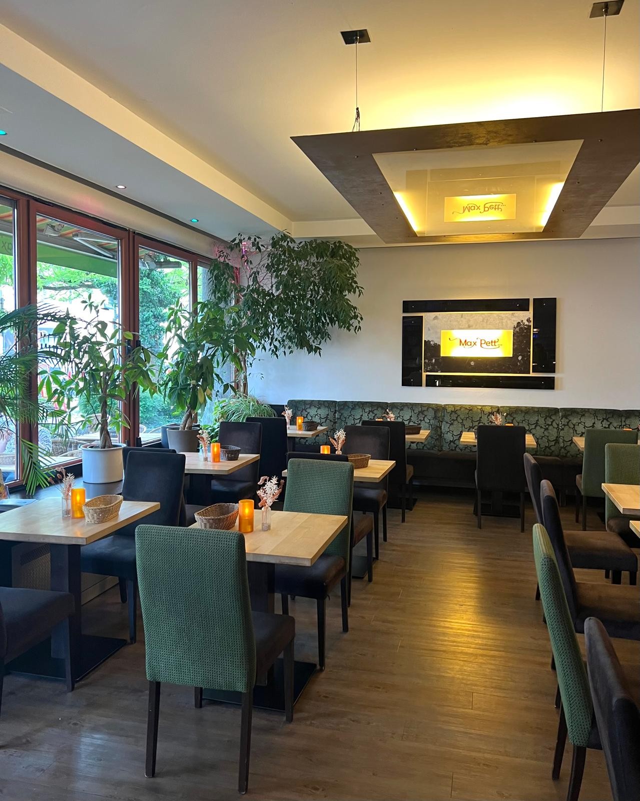 Max Pett... Das vegane Restaurant: the place