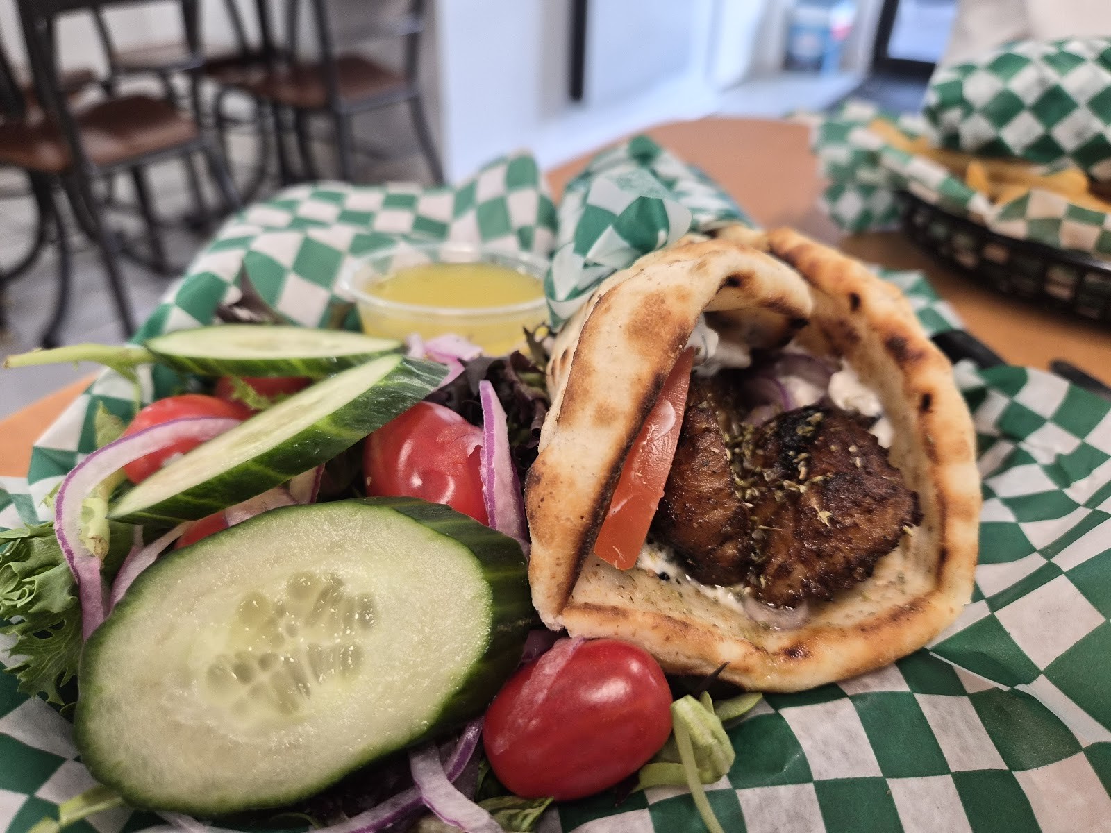 VEGANARIE - RESTO VÉGANE - VEGANERIE: food & drinks