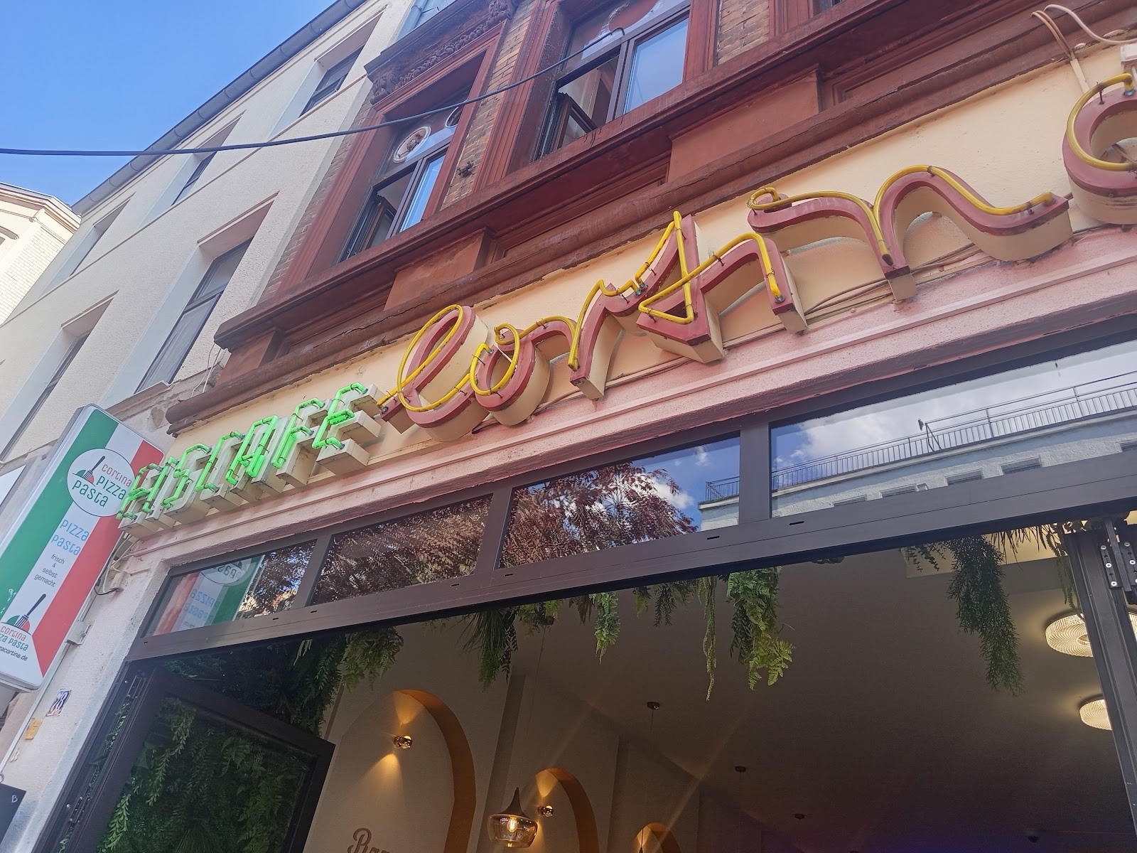 Cortina: the place