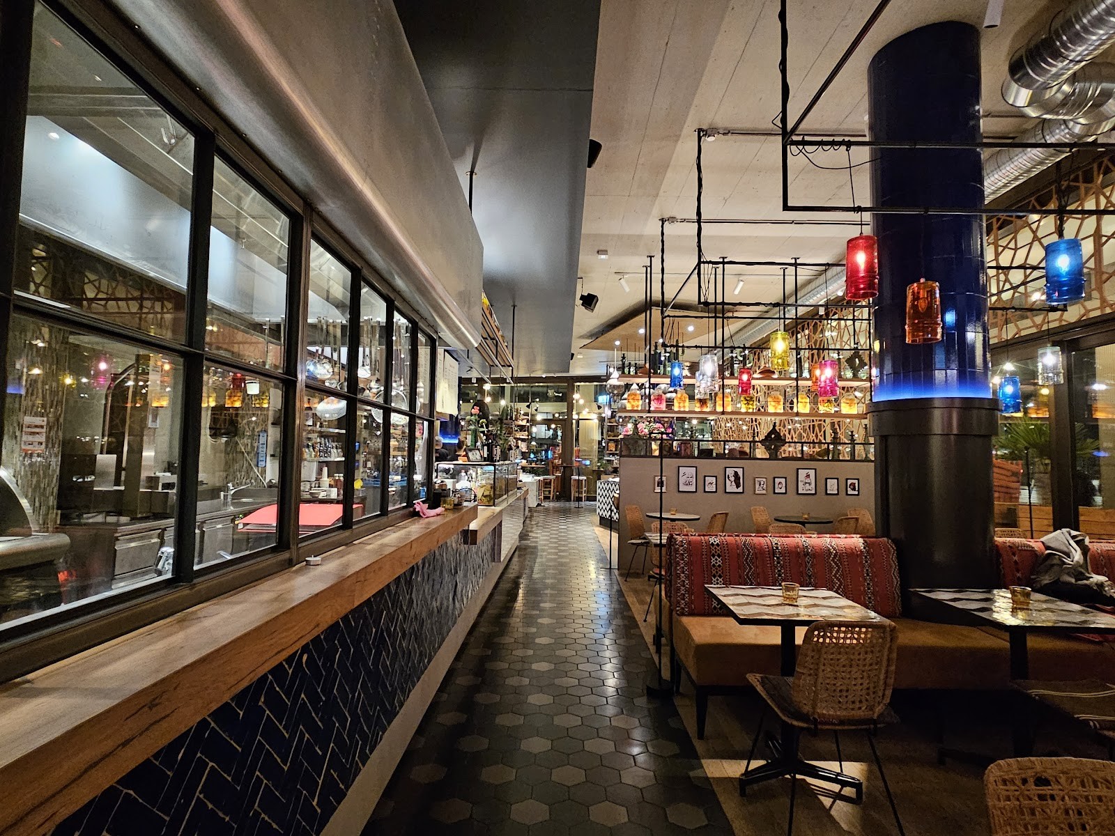 Yalda Europaallee: the place