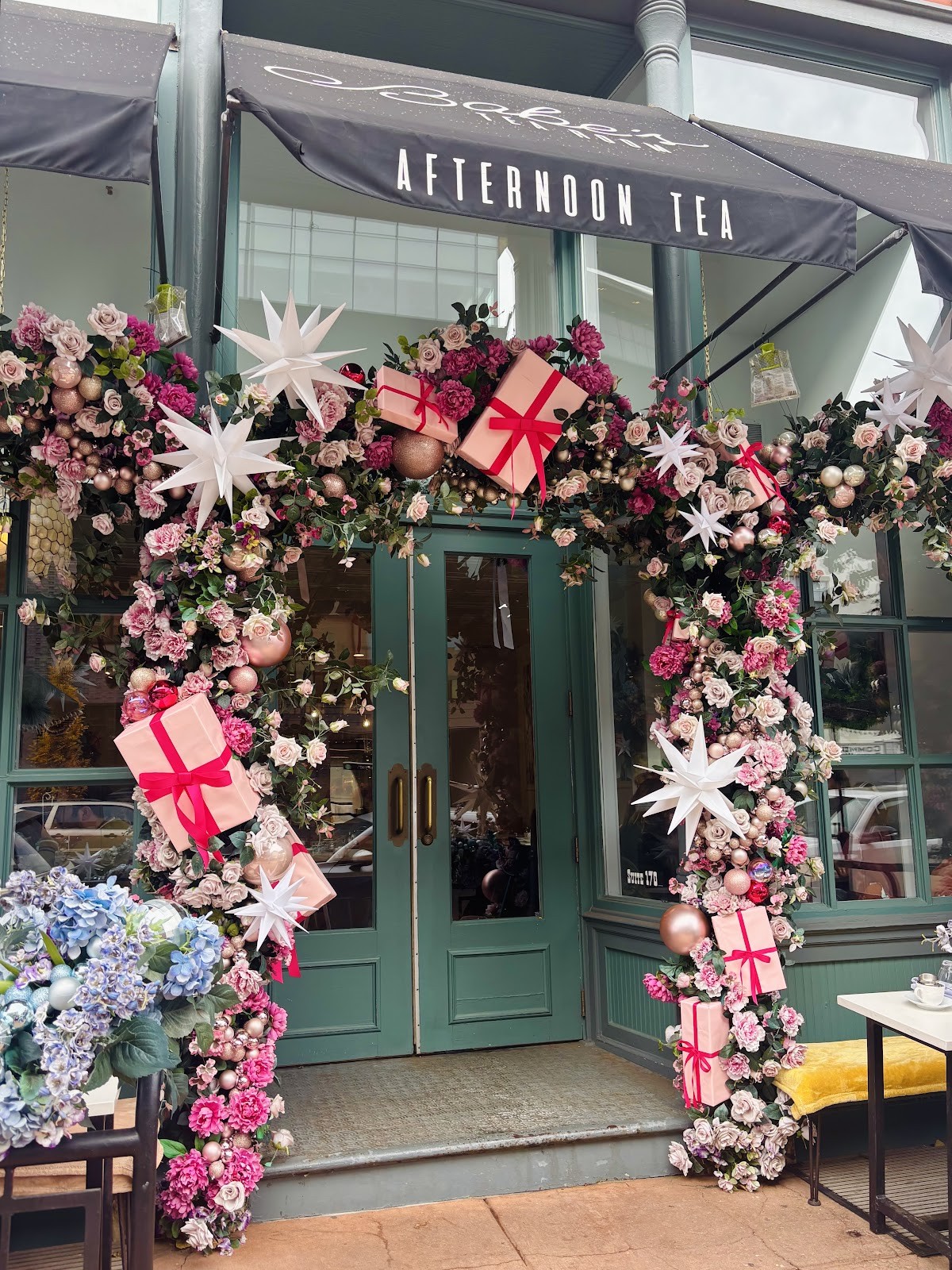 Babe's Tea Room: the place