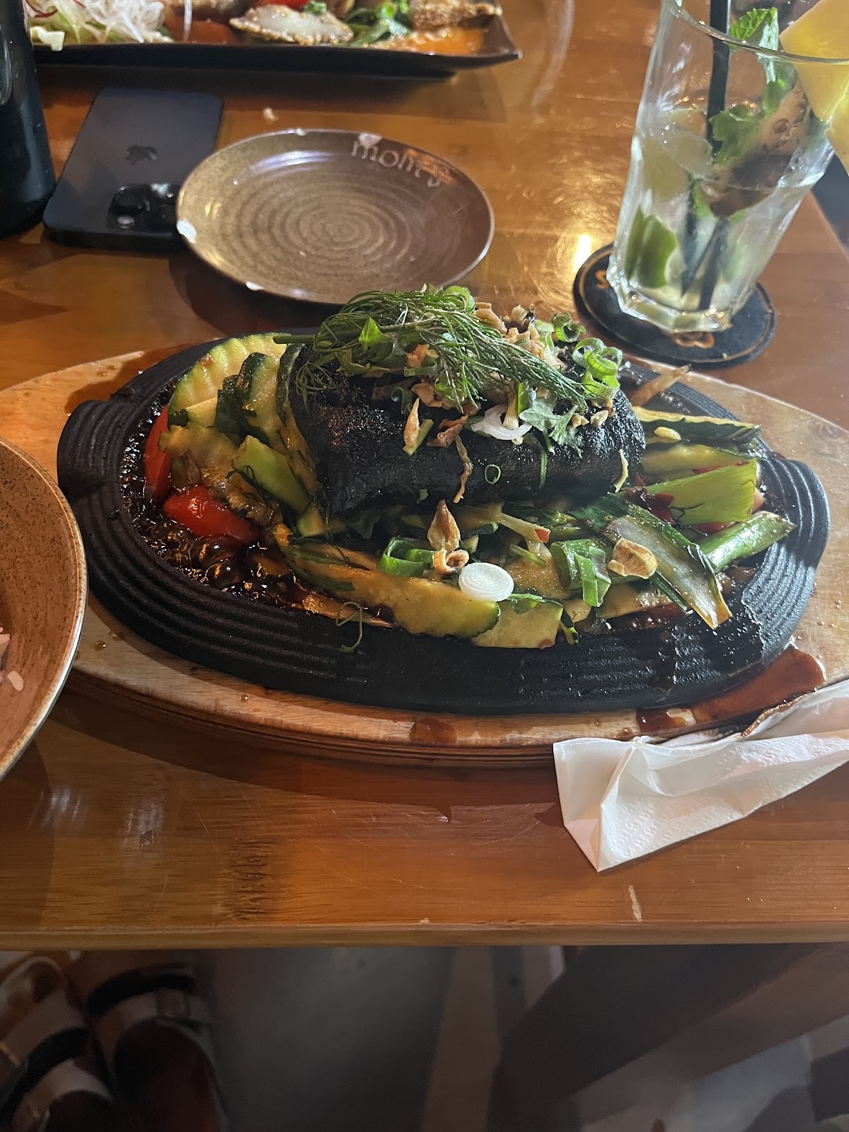 Mom's Creation Vegan Restaurant Friedrichshain: food & drinks