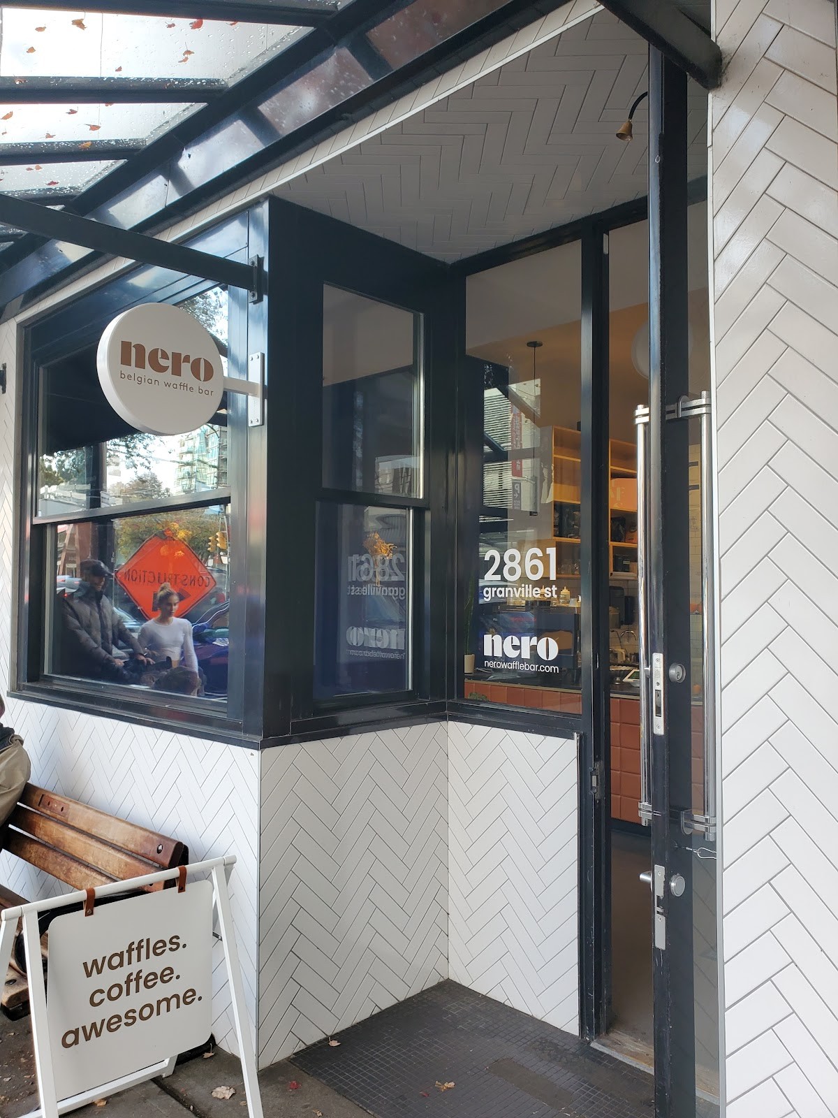 Nero Belgian Waffle Bar: the place