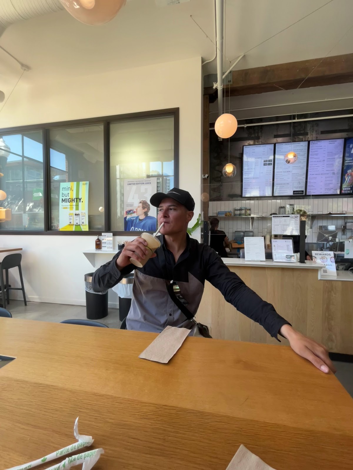 Glory Juice Co.: the place
