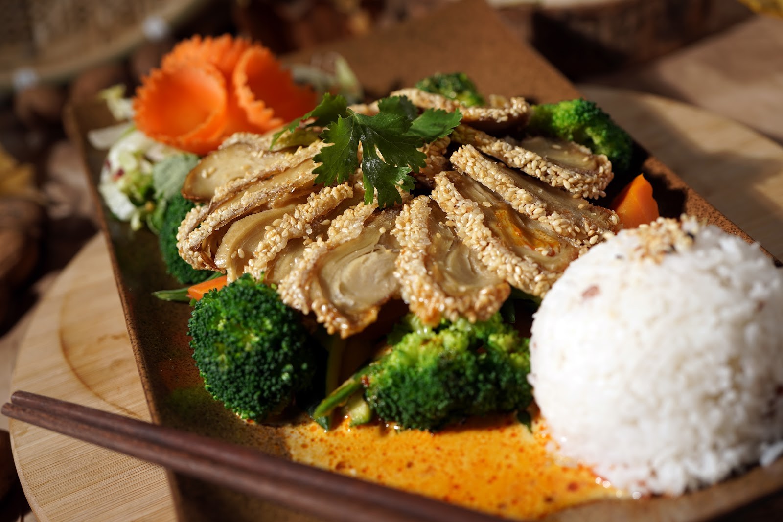 Mom's Creation Vegan Restaurant Friedrichshain: food & drinks