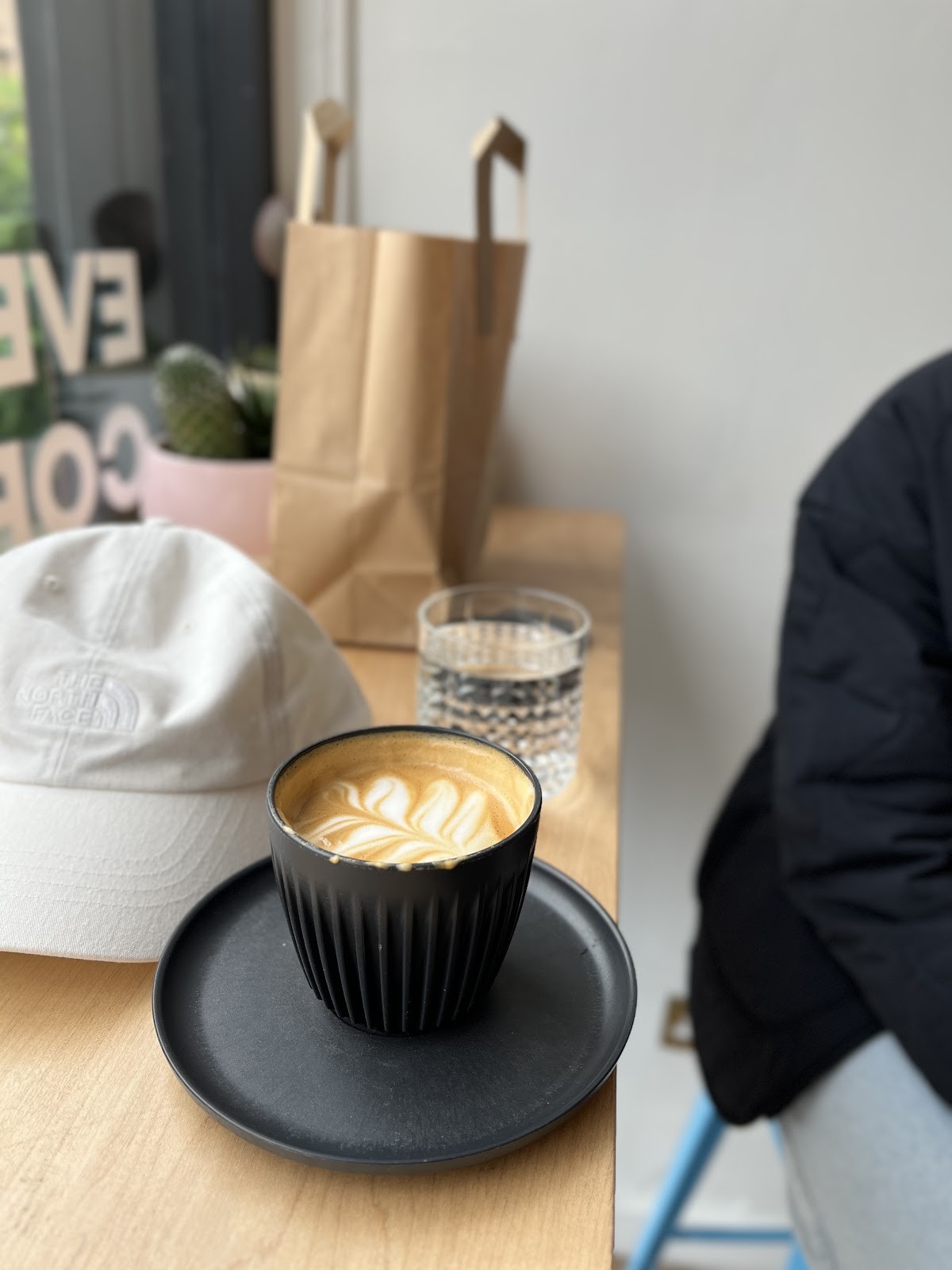 Frankie Coffee: food & drinks