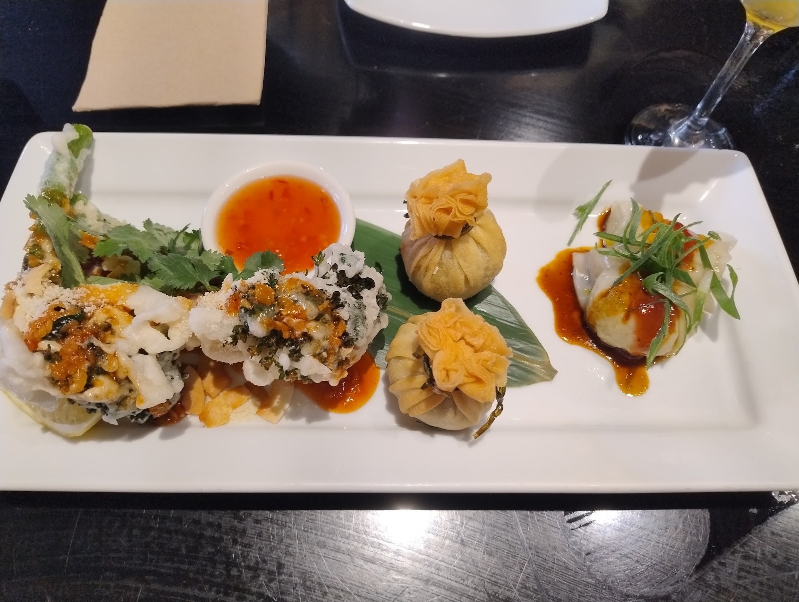 Yulli's: food & drinks