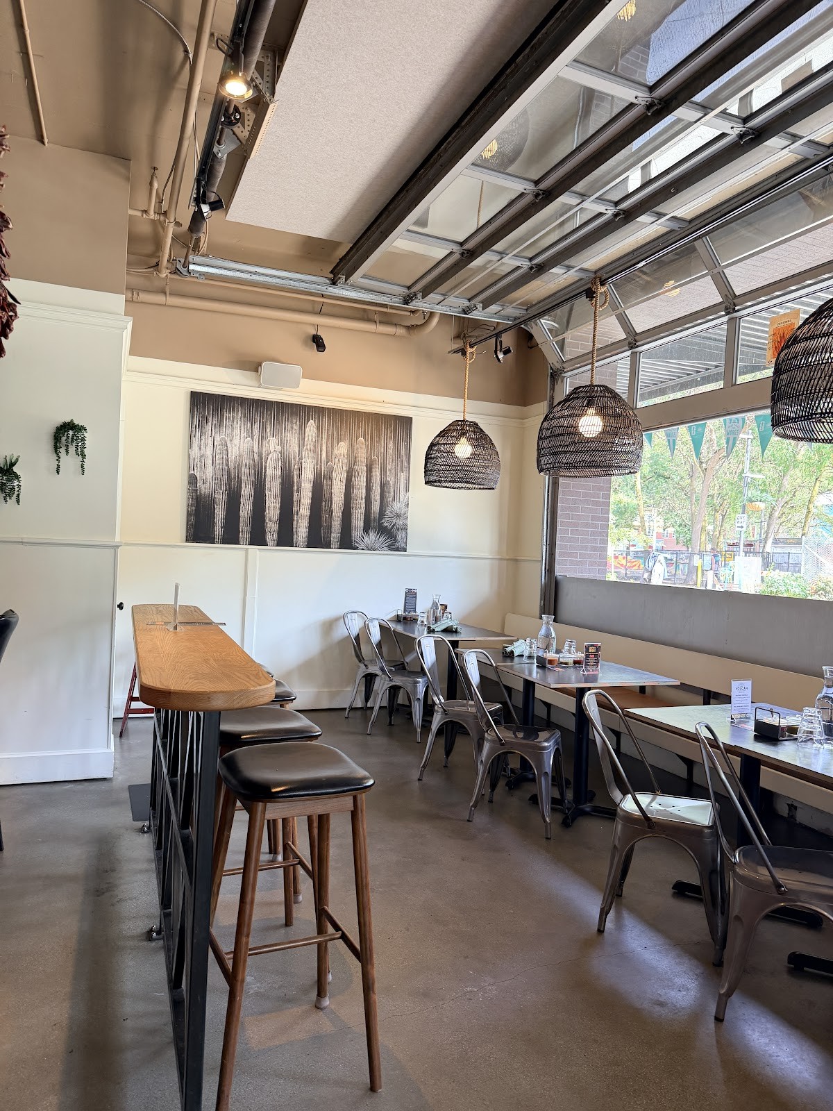 Hatch Cantina: the place