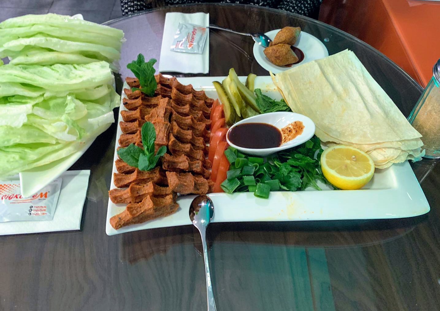Cigköftem: food & drinks