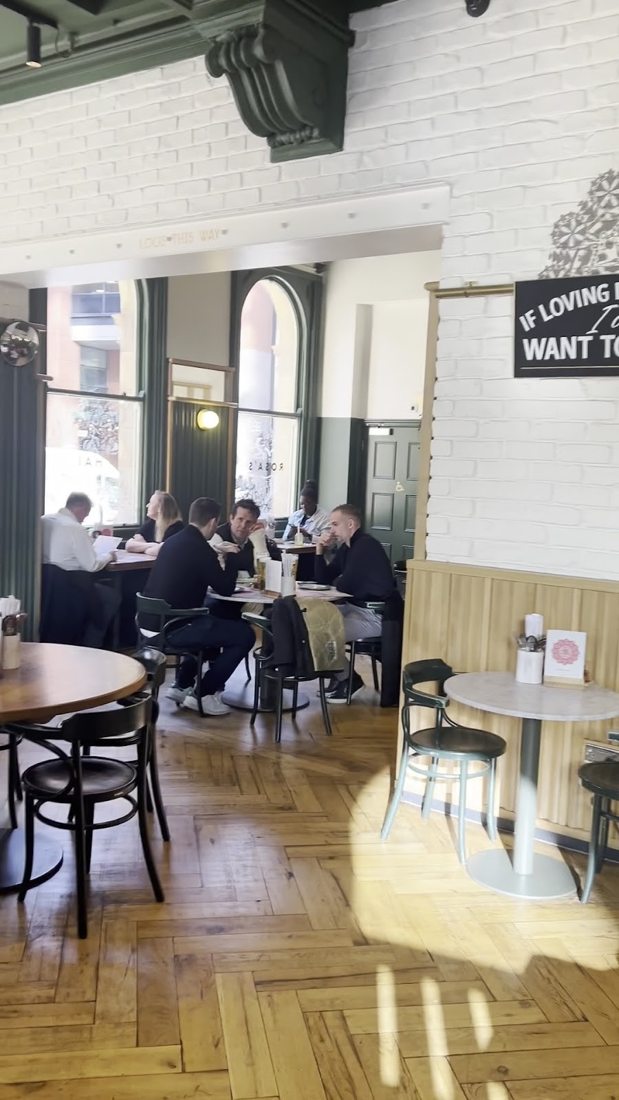 Rosa's Thai Manchester: the place