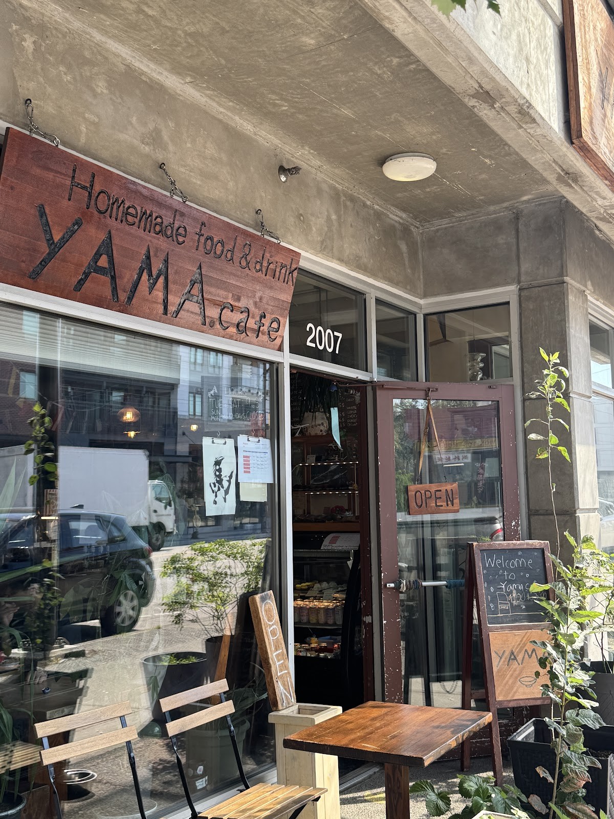 Yama Cafe: the place