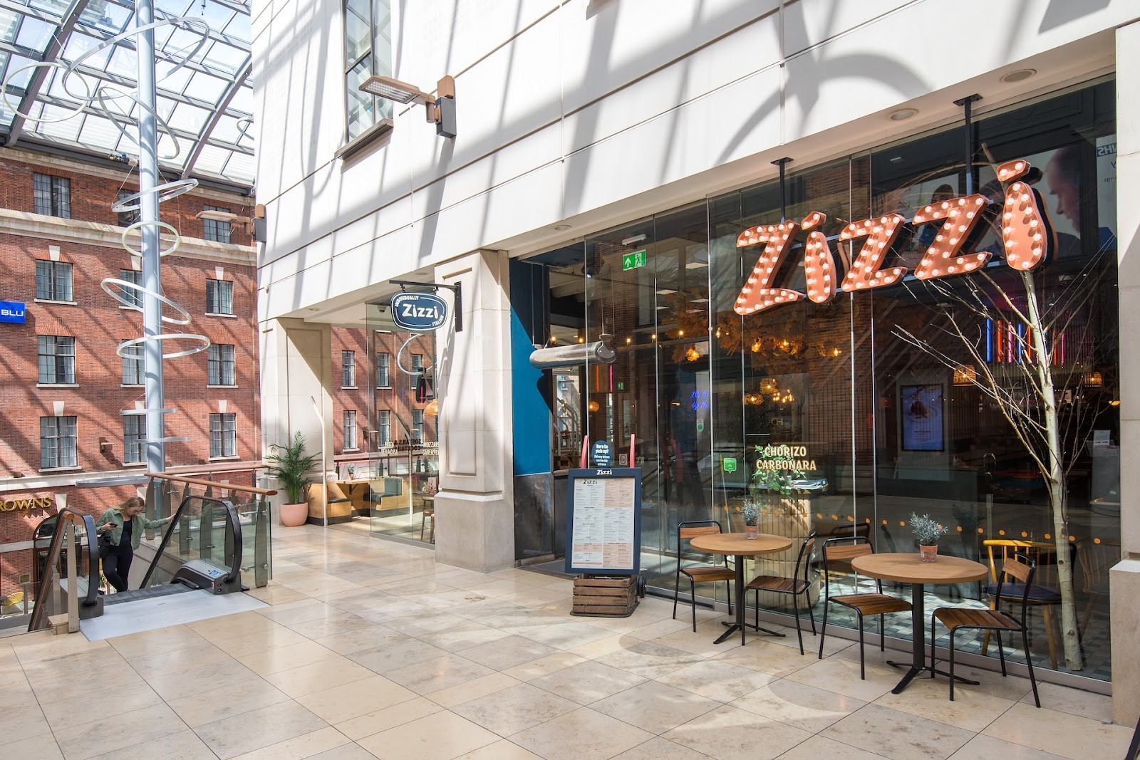 Zizzi - Leeds The Light: the place