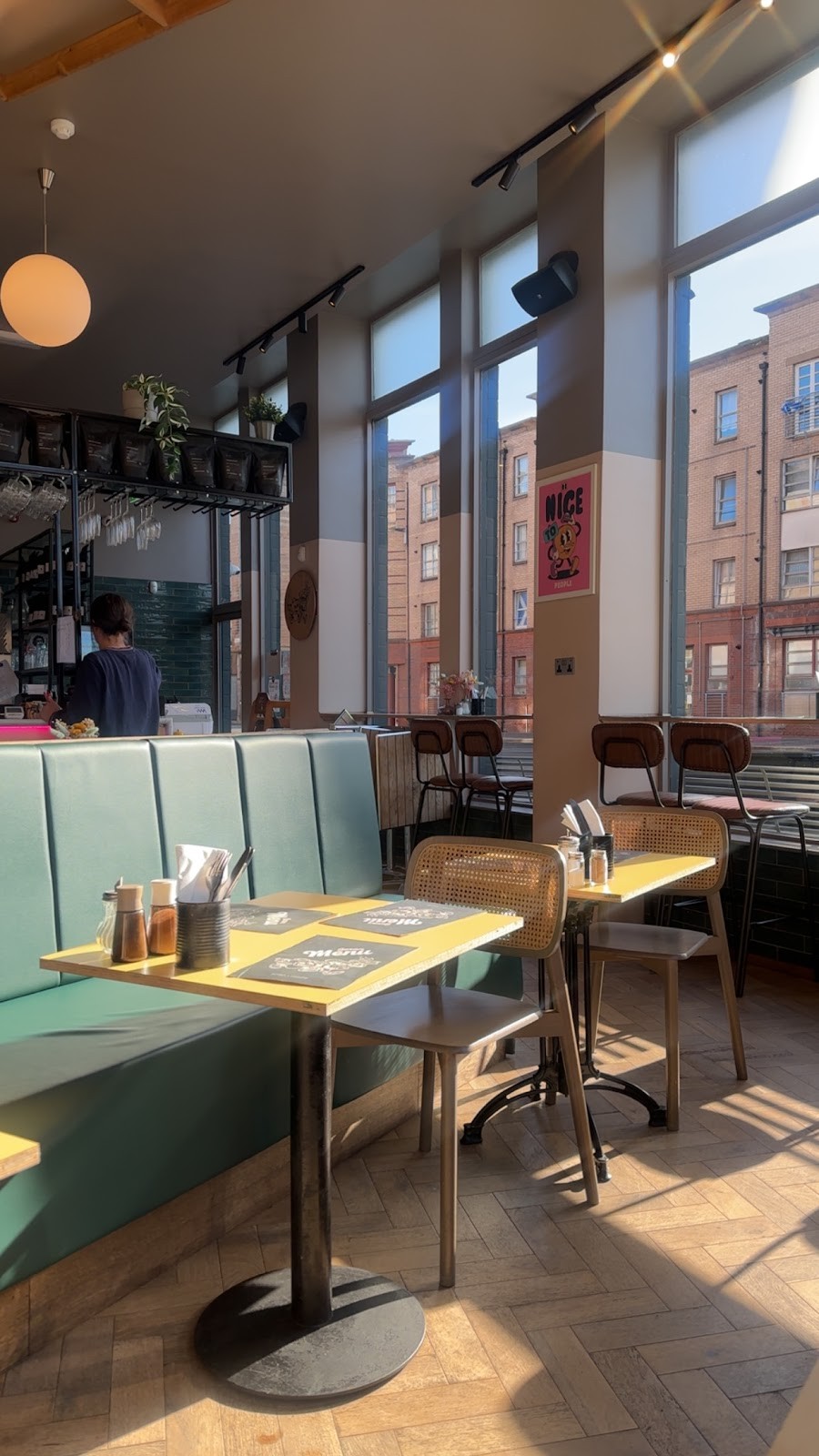 Scran + Roadie: the place