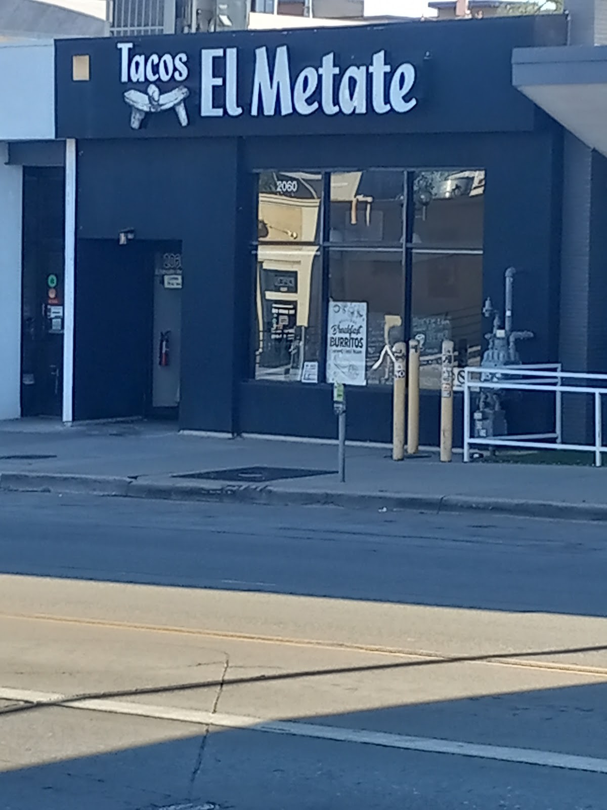 Tacos El Metate: the place