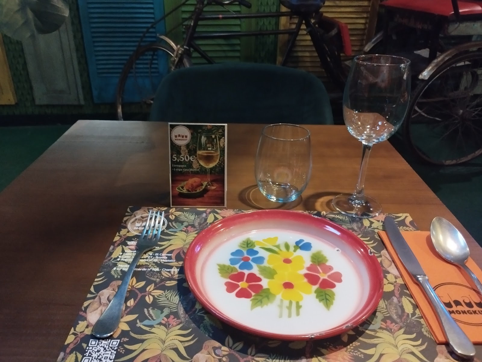 Thai Mongkut | Ruzafa: the place