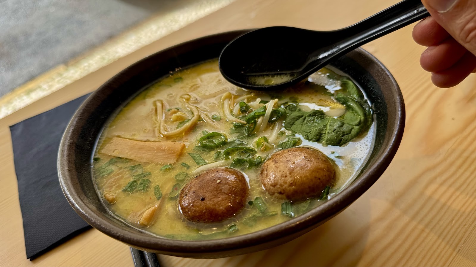 Ramen Station Campo Pequeno: food & drinks