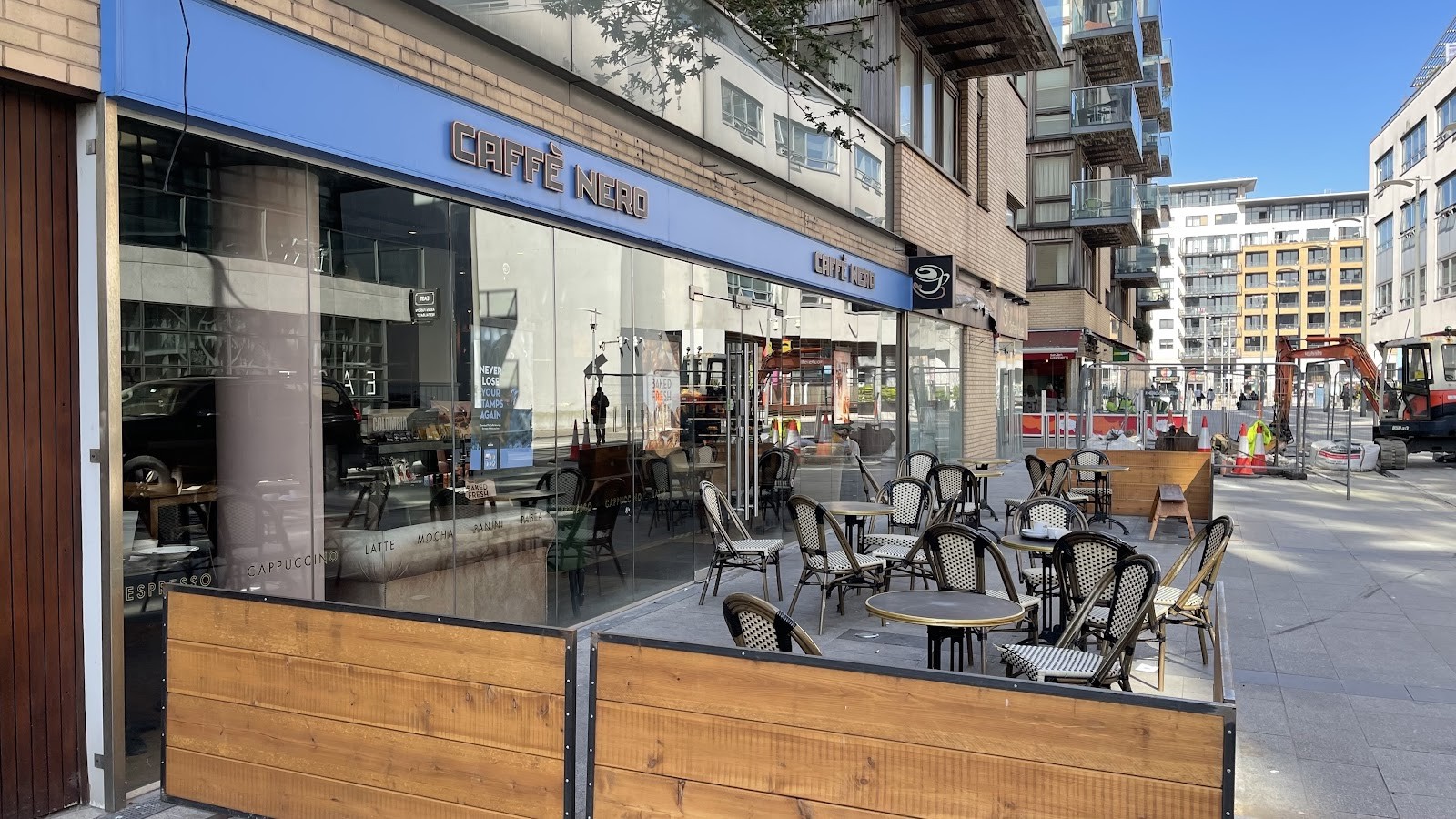 Caffè Nero: the place