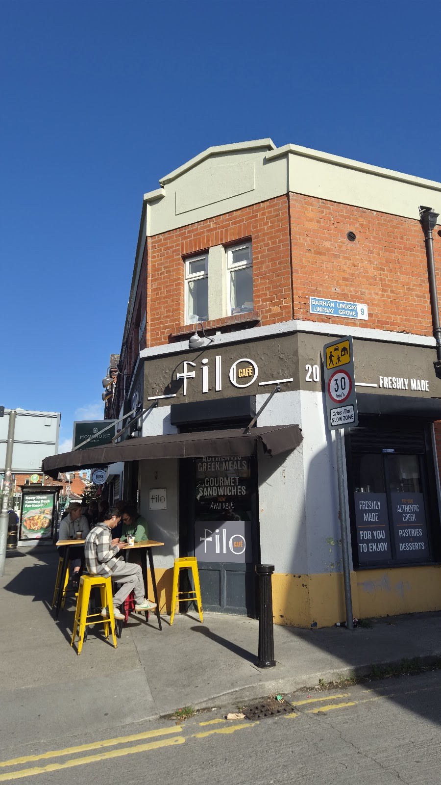Filo Cafe: the place