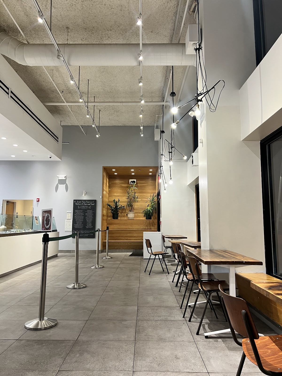 sweetgreen - Healthy Salads, Wraps, and Bowls: the place