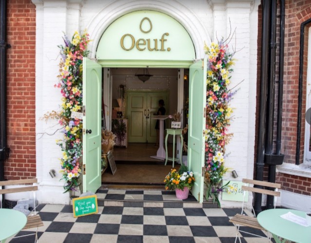Oeuf - Café in Hove: the place