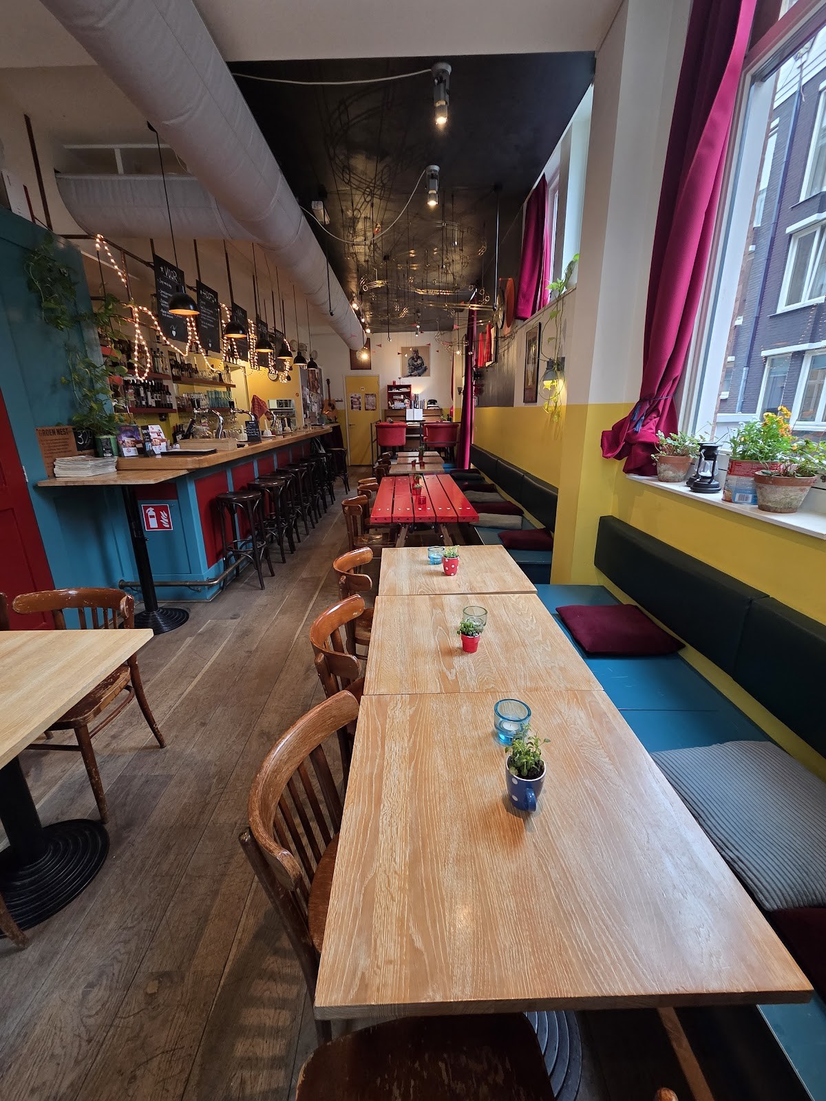 Roode Remise: the place