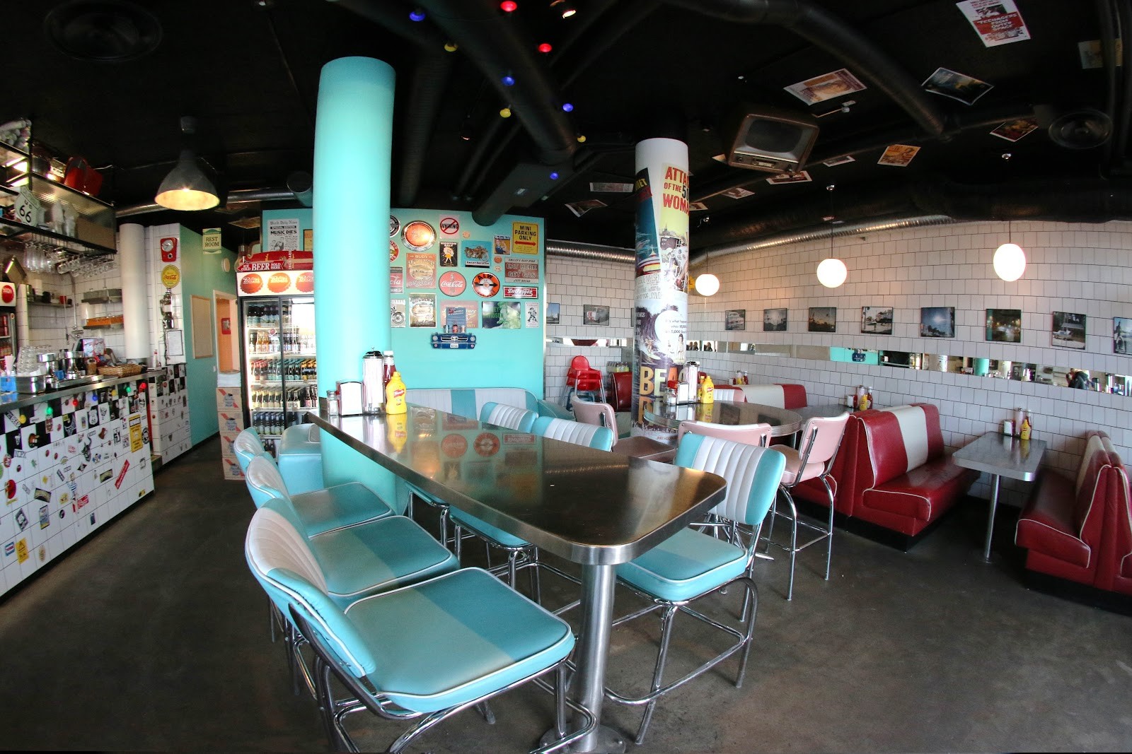 Lily's Burger: the place