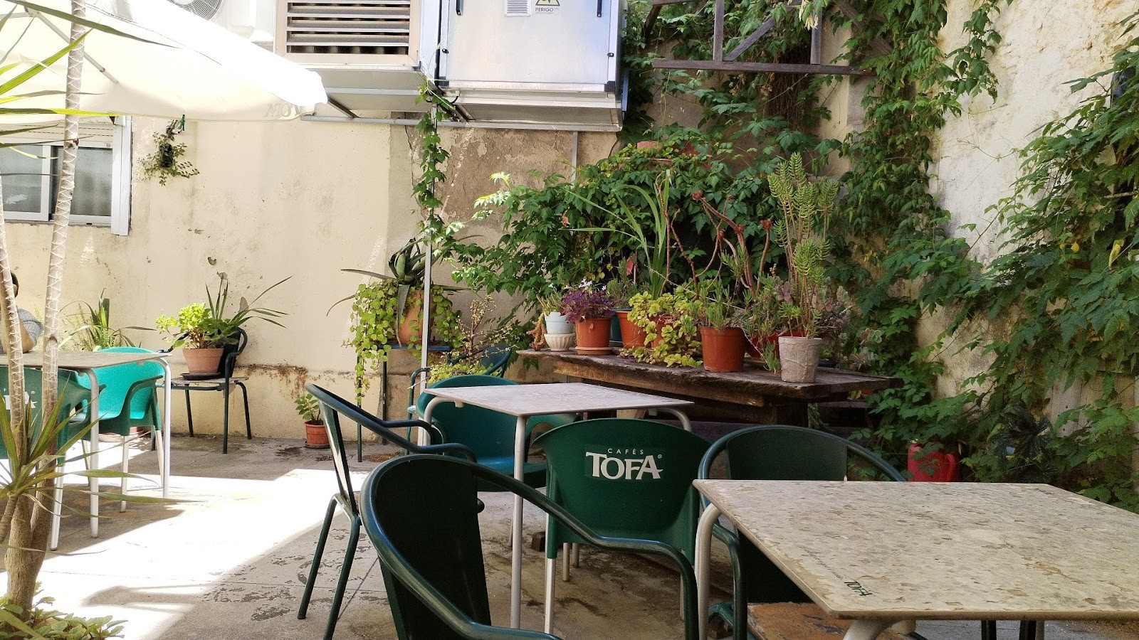 Tribo da Terra: the place